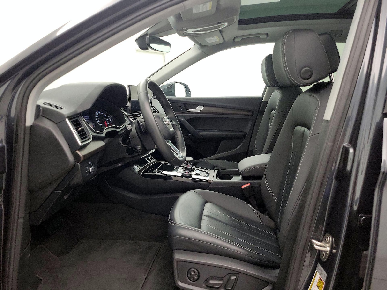 2023 Audi Q5 Premium - Photo 12