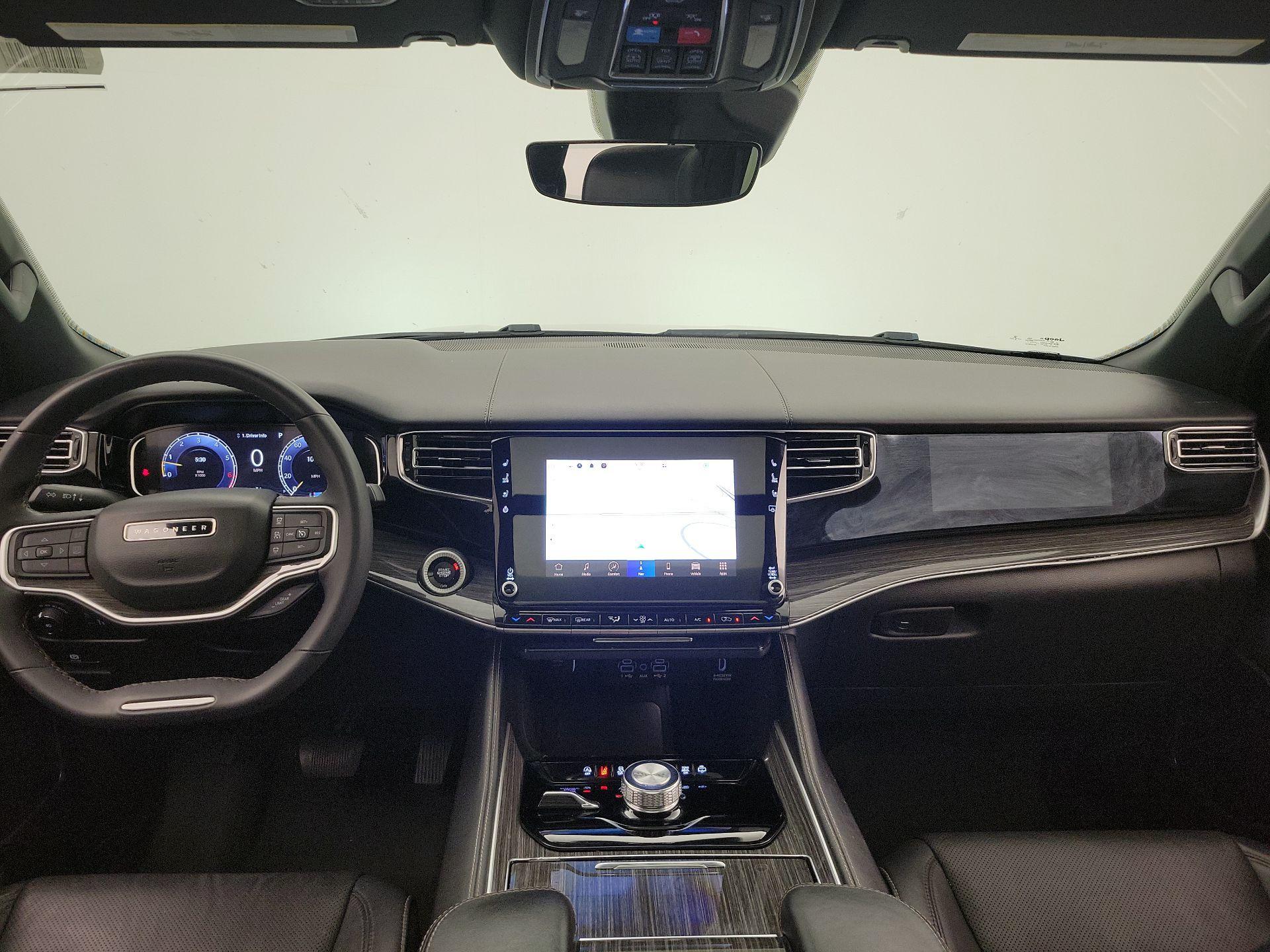 Thumbnail: 2022 Jeep Wagoneer - 9