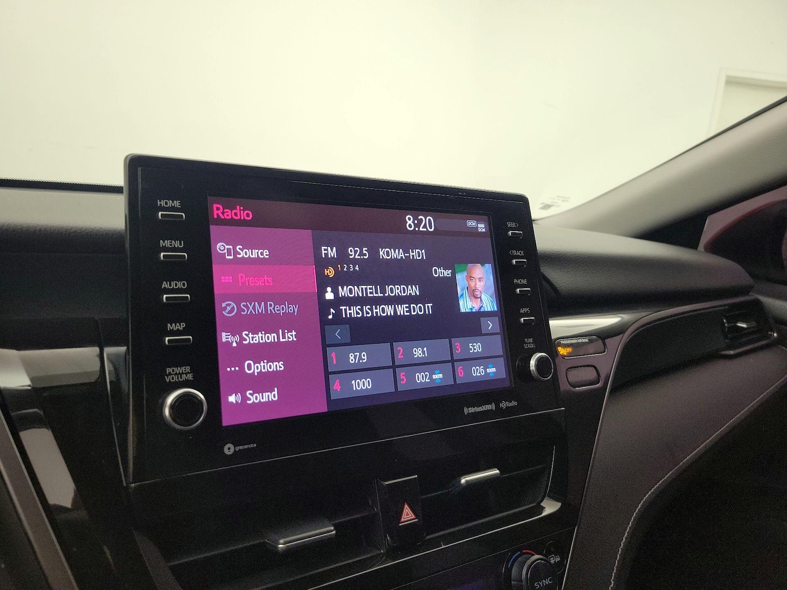 2024 Toyota Camry SE - Photo 16