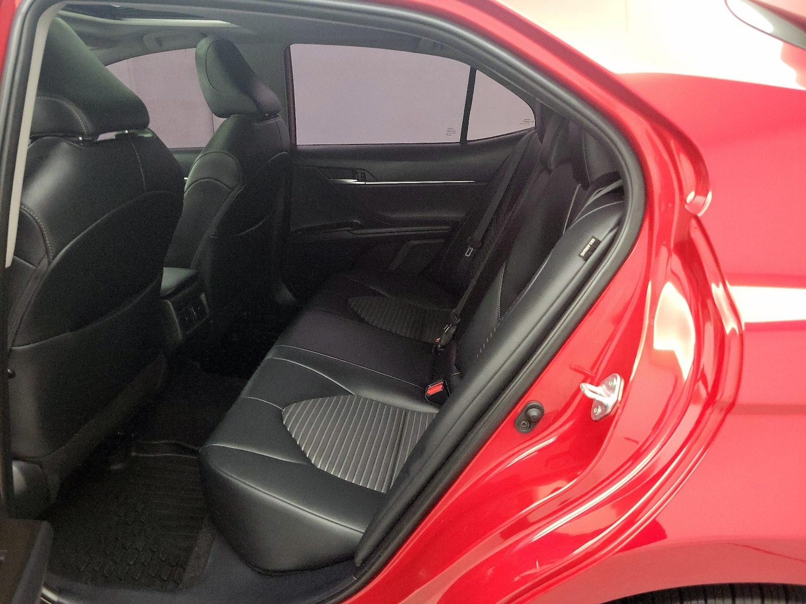 2024 Toyota Camry SE - Photo 21