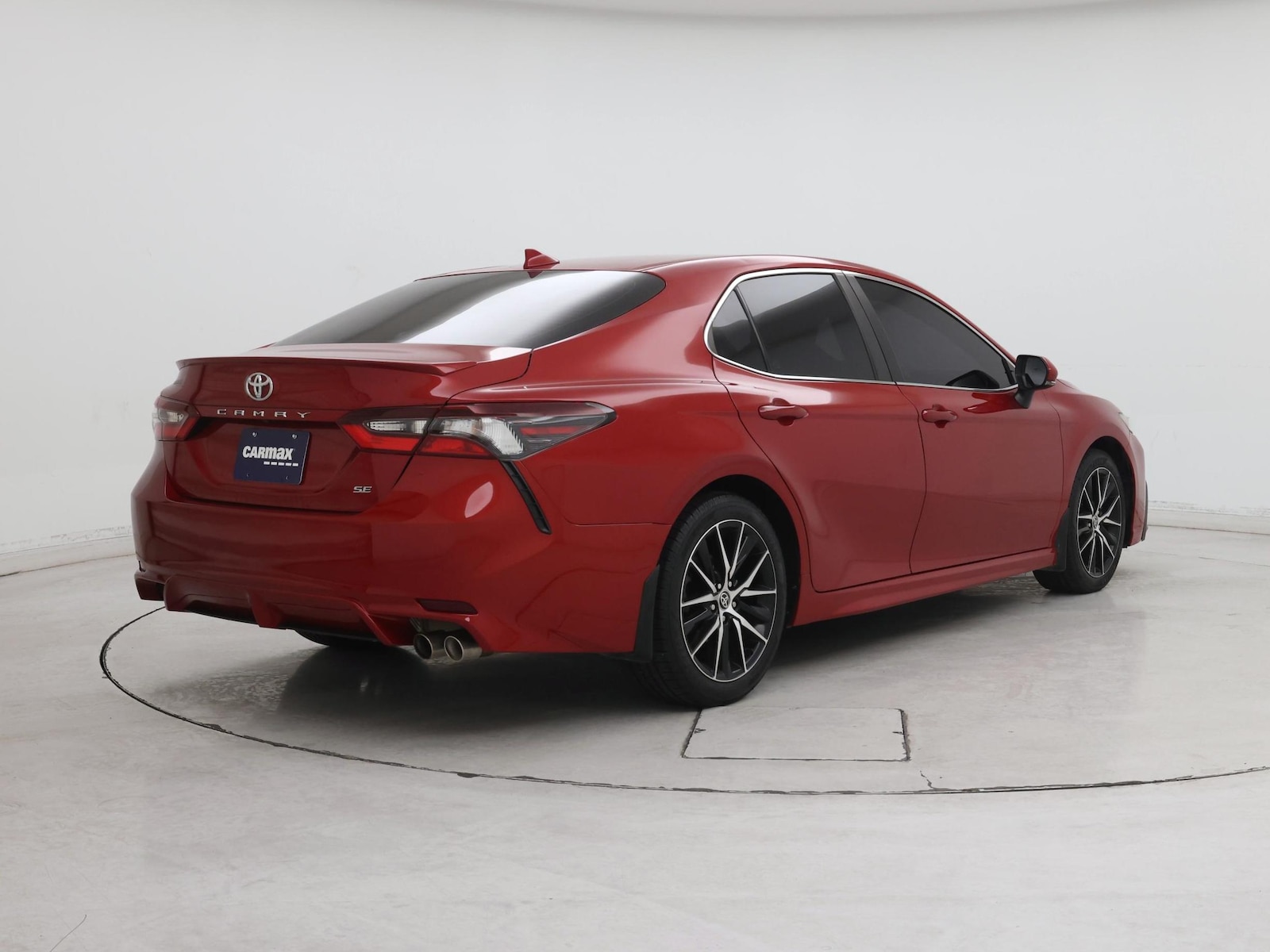 2024 Toyota Camry SE - Photo 9
