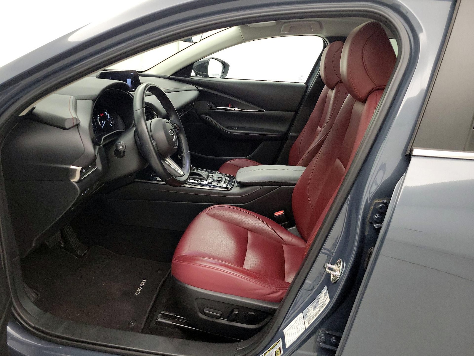 2025 Mazda CX-30 Carbon Edition - Photo 12