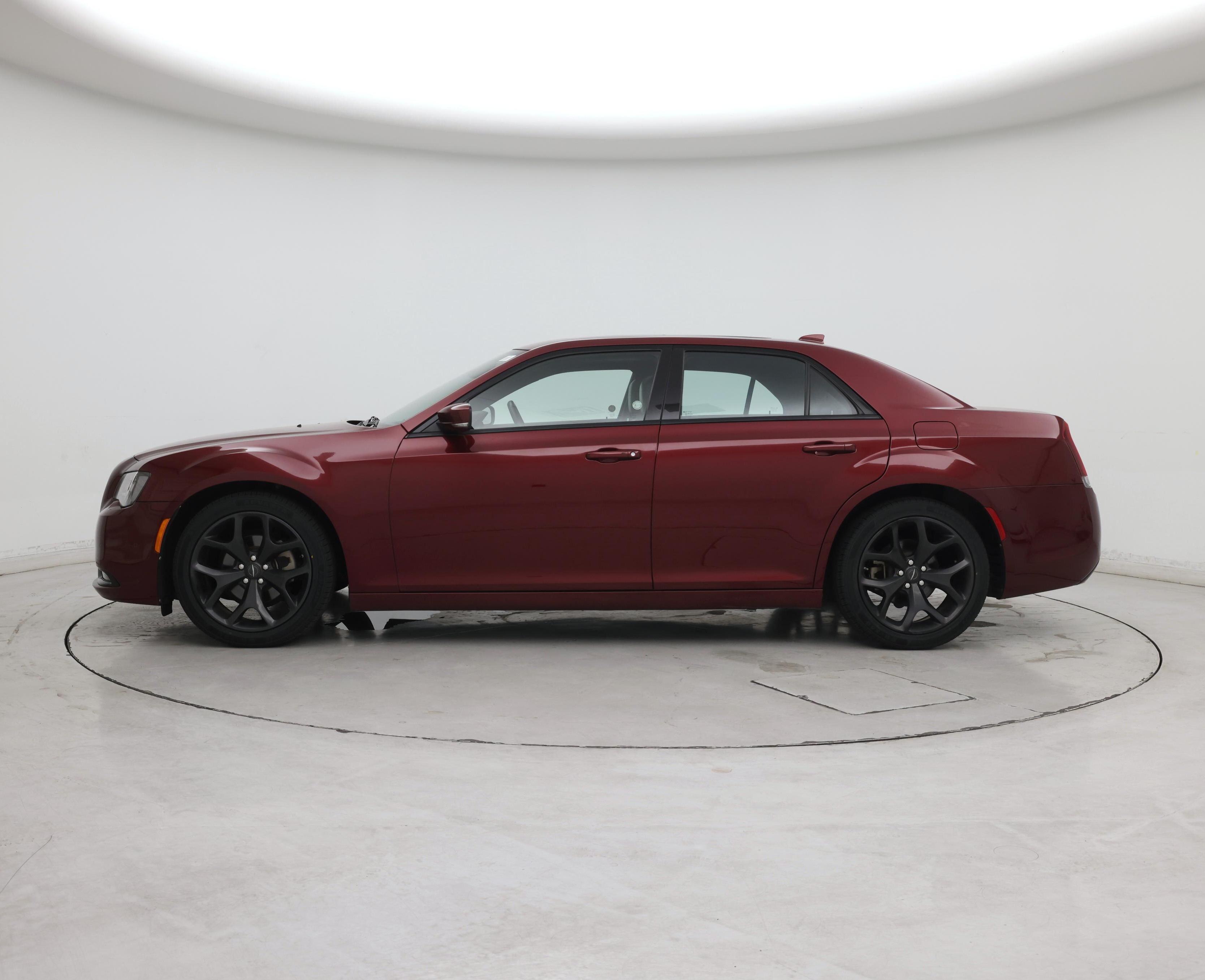 Thumbnail: 2023 Chrysler 300 - 3