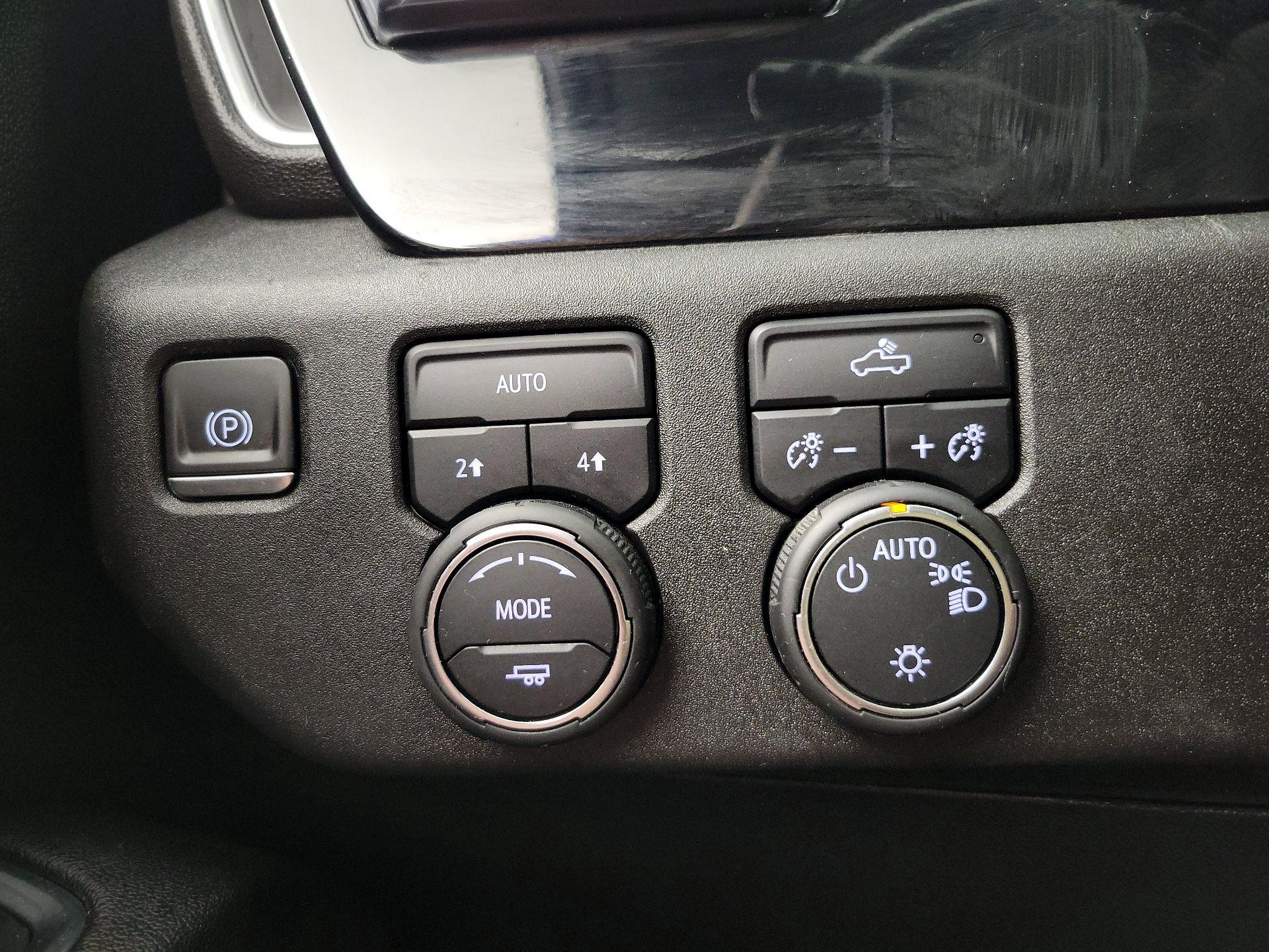 Thumbnail: 2023 Chevrolet Silverado 1500 - 13