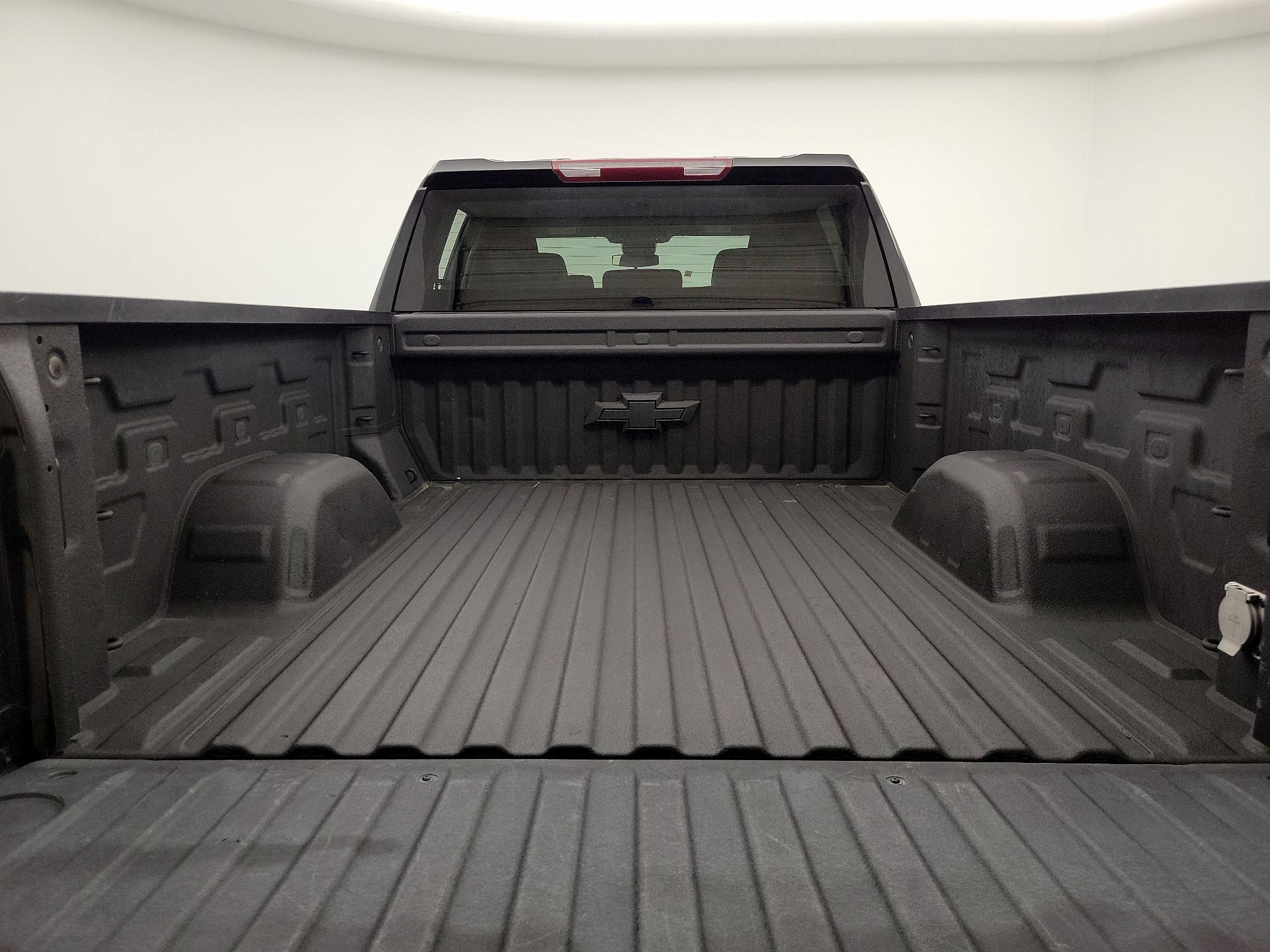 Thumbnail: 2023 Chevrolet Silverado 1500 - 19