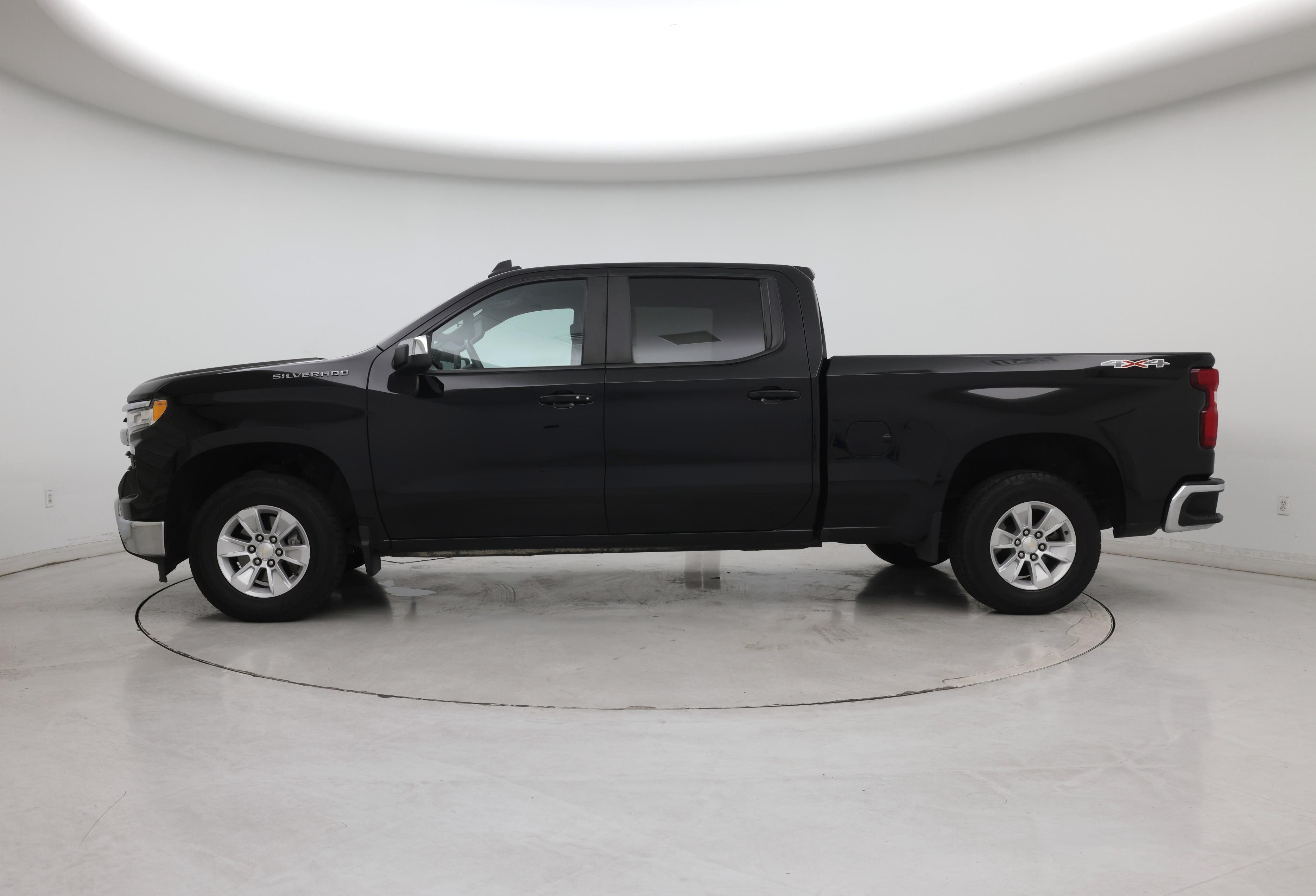 Thumbnail: 2023 Chevrolet Silverado 1500 - 3
