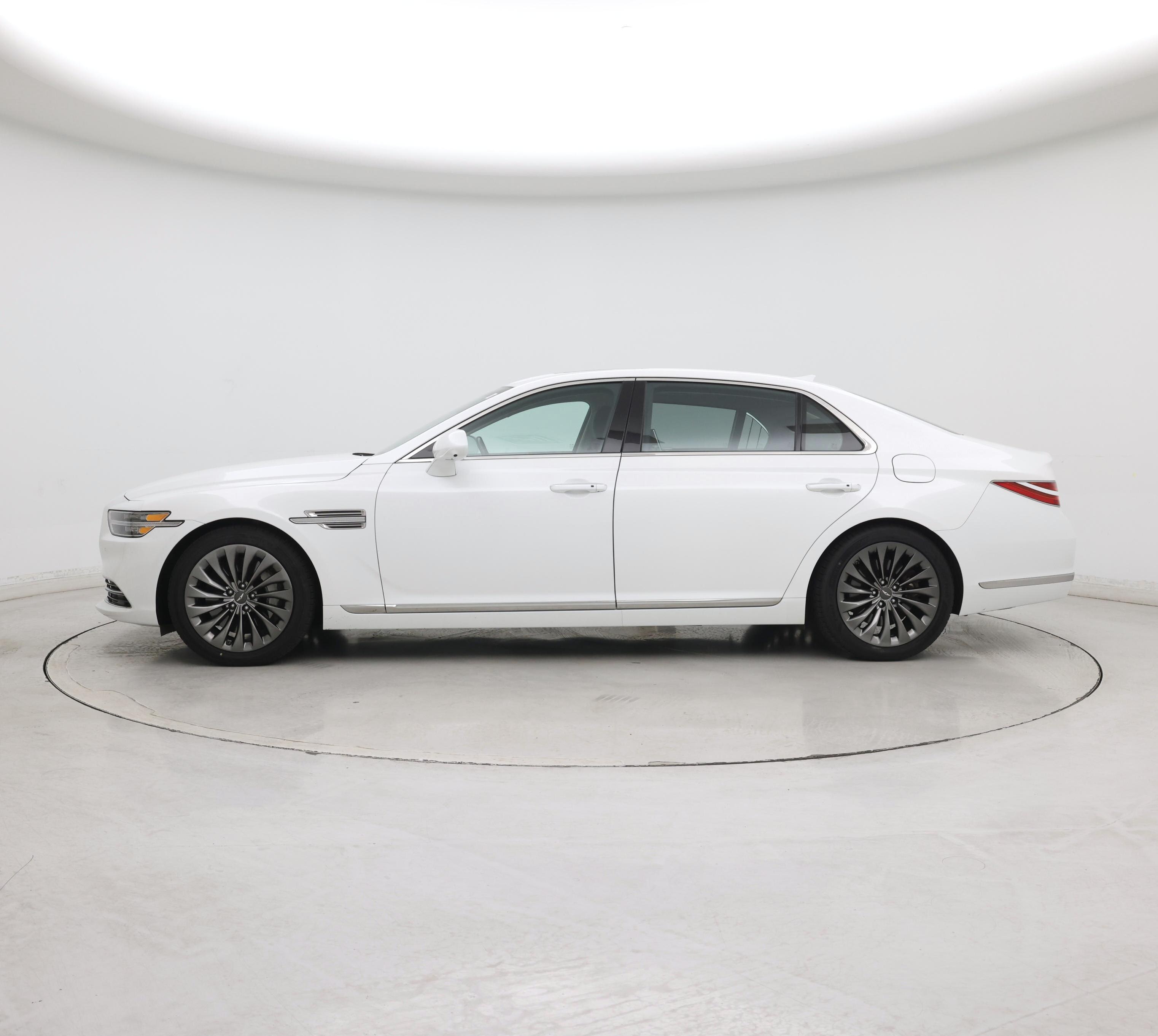 Thumbnail: 2020 Genesis G90 - 3