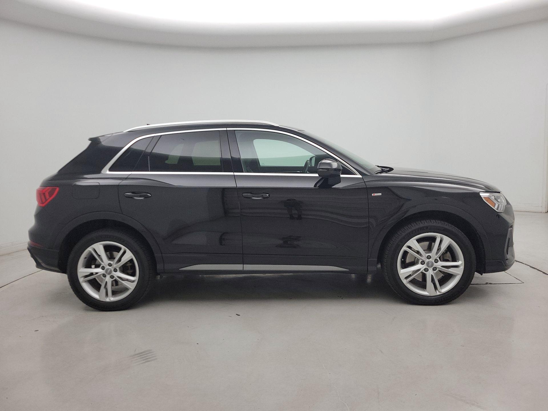 Thumbnail: 2020 Audi Q3 - 4