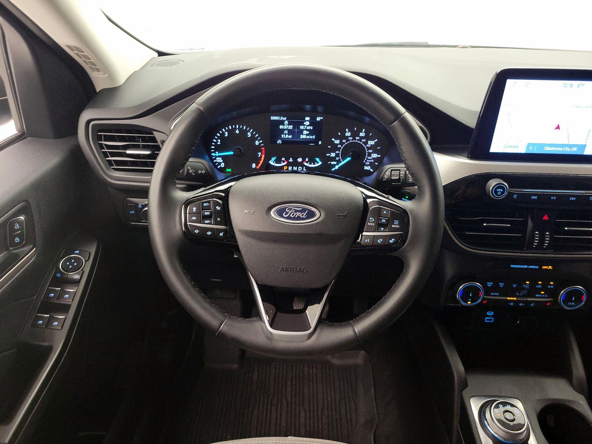 Thumbnail: 2022 Ford Escape - 10