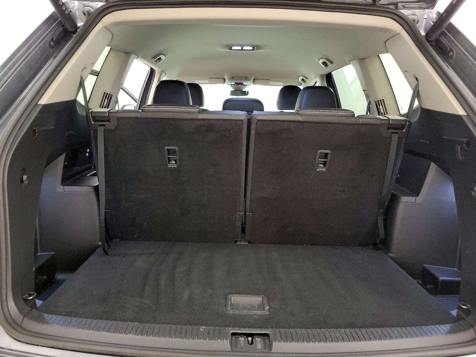 2025 Volkswagen Atlas SE w/Tech - Photo 22
