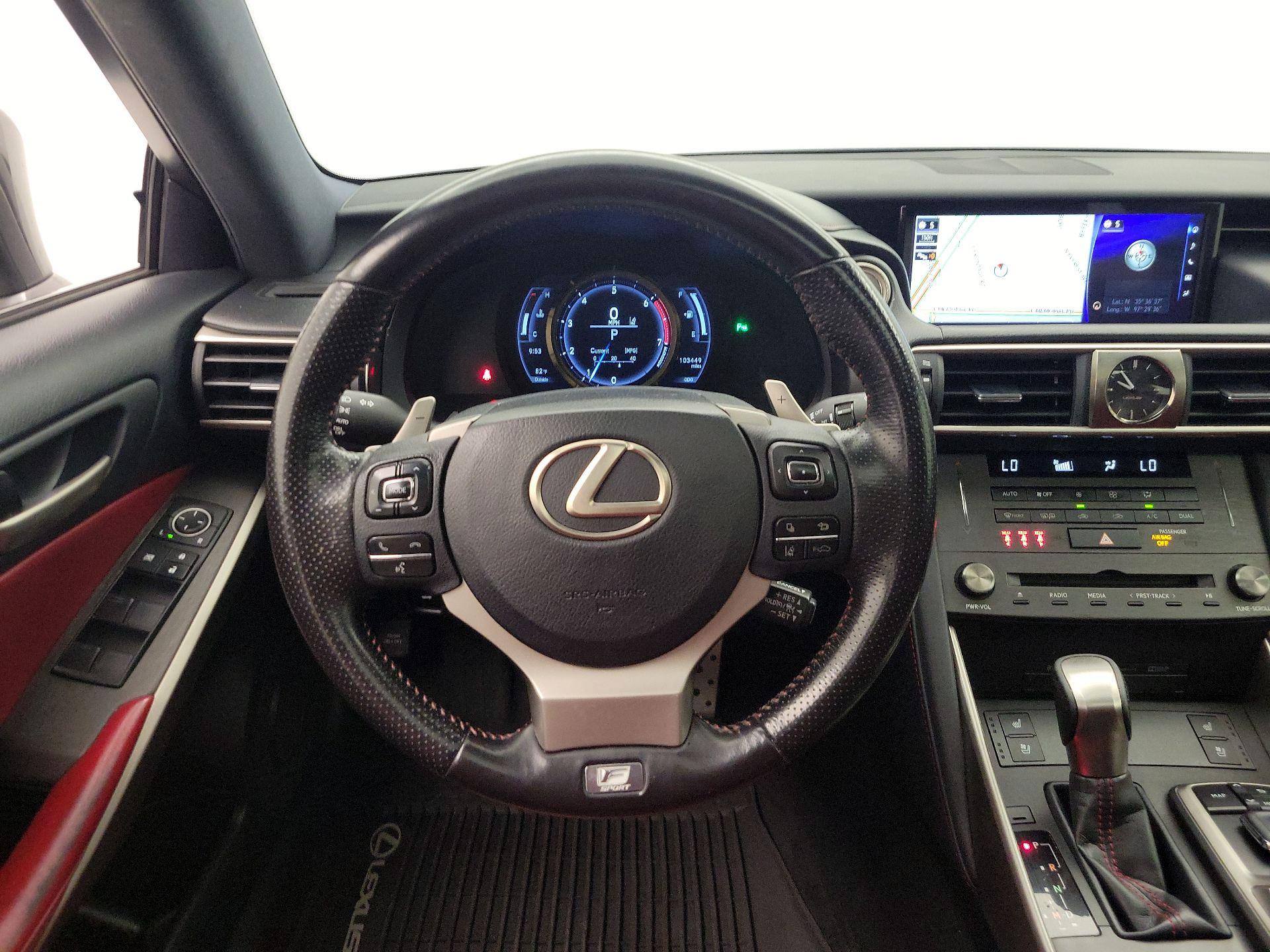 Thumbnail: 2020 Lexus IS - 10