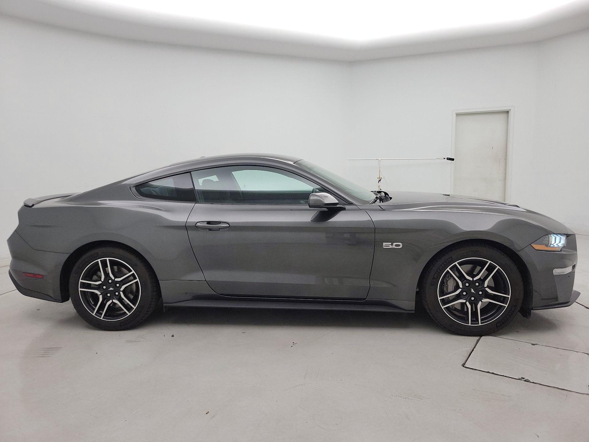 Thumbnail: 2019 Ford Mustang - 4