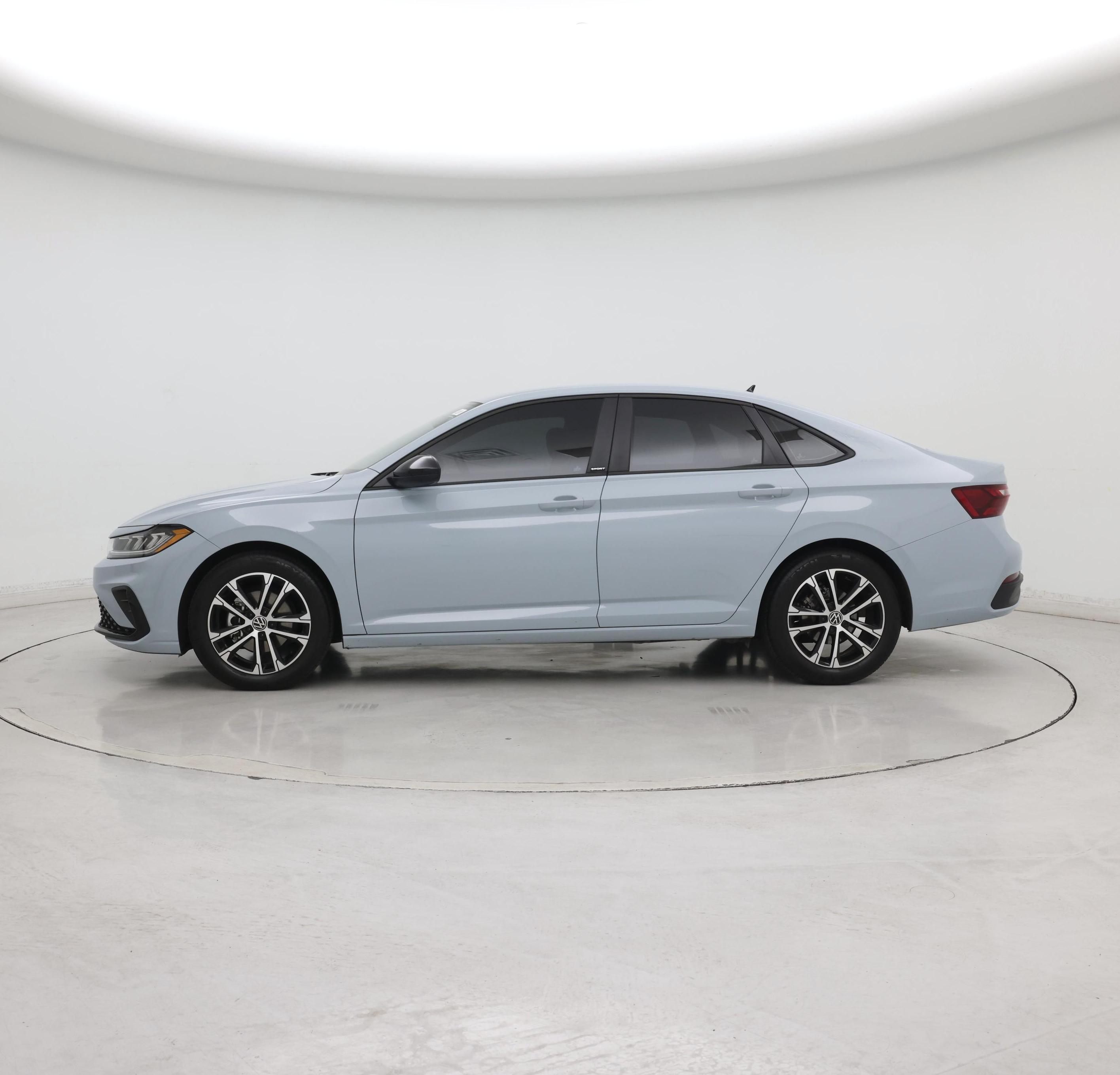 Thumbnail: 2025 Volkswagen Jetta - 3
