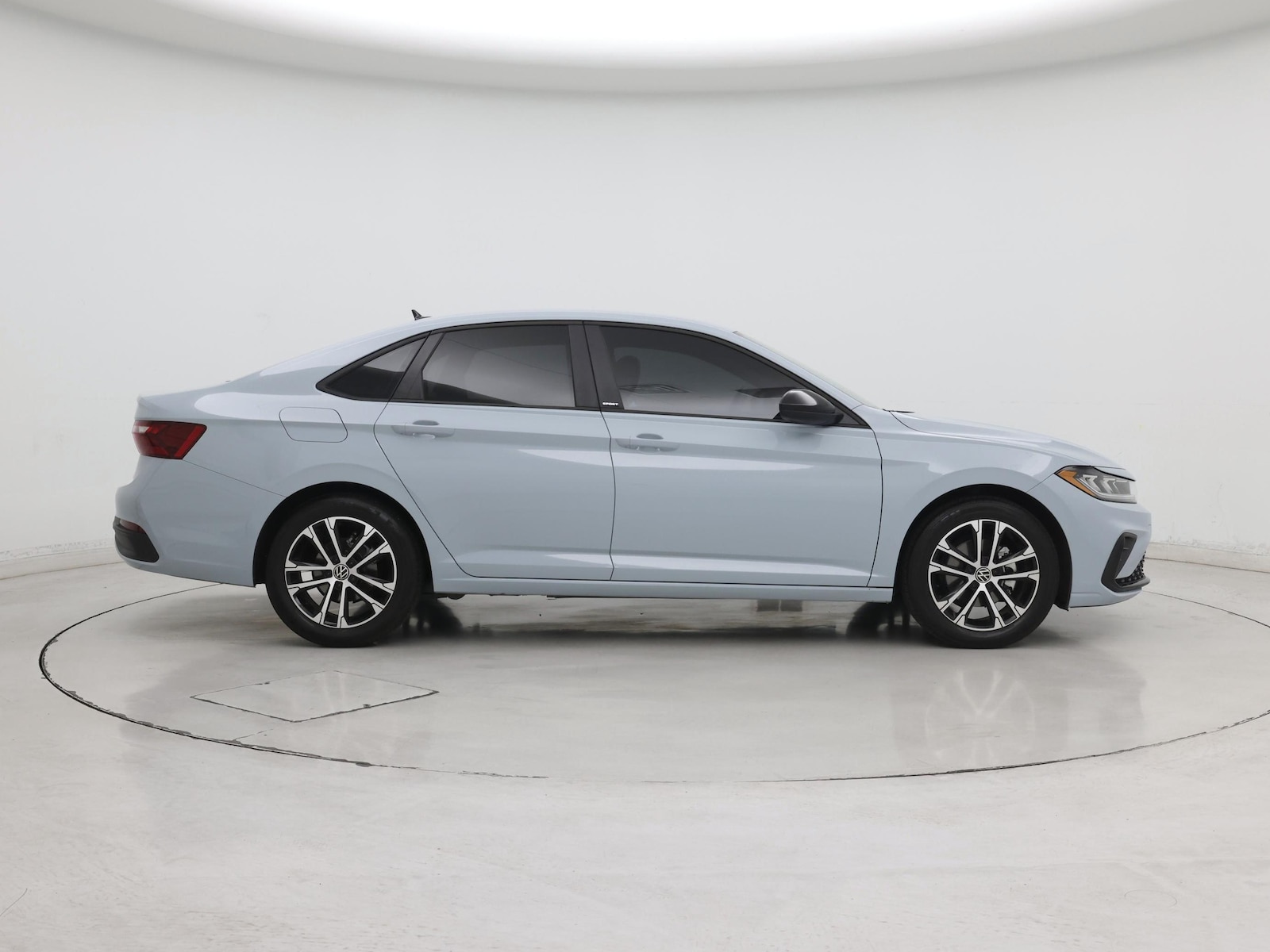 2025 Volkswagen Jetta Sport - Photo 8