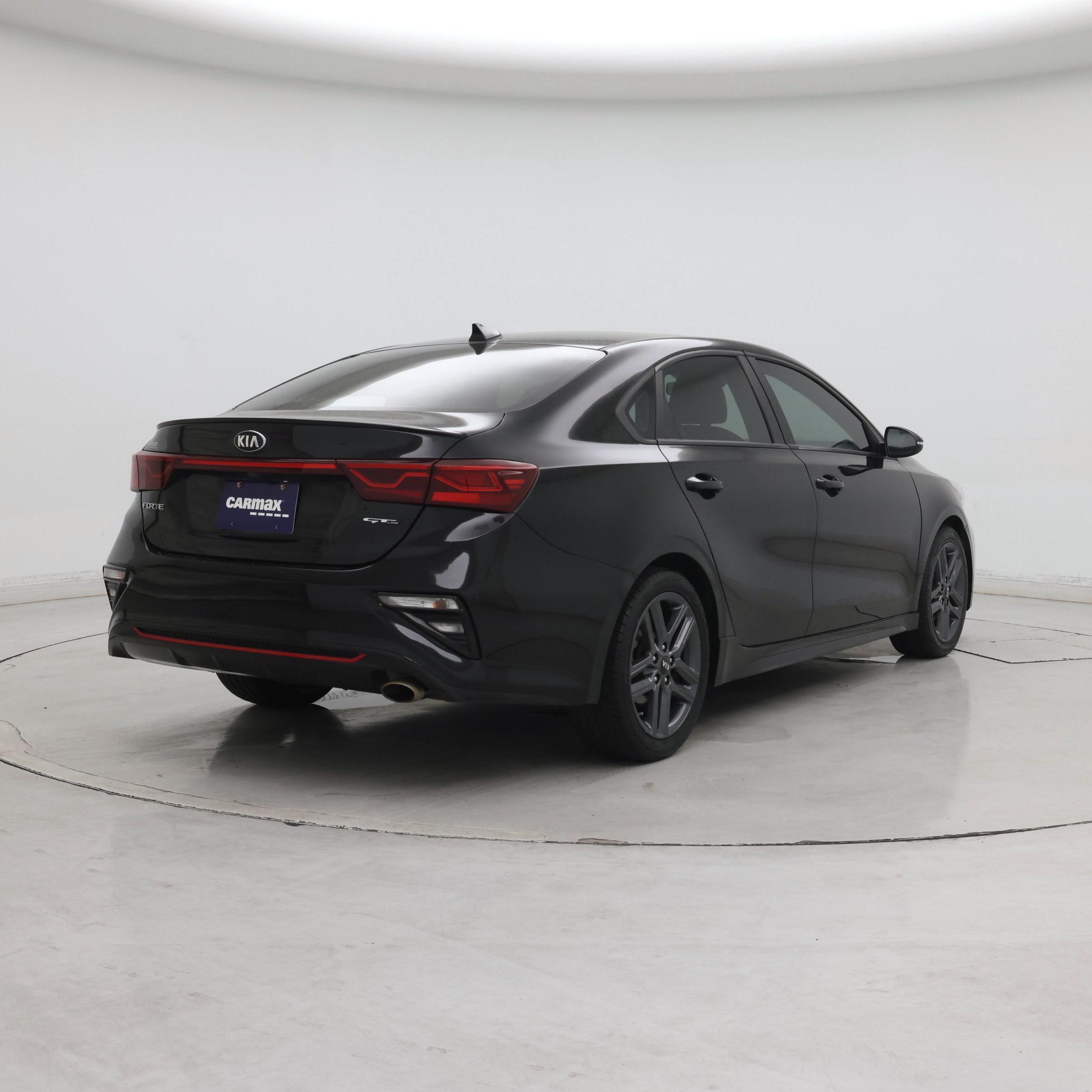Thumbnail: 2020 Kia Forte - 8