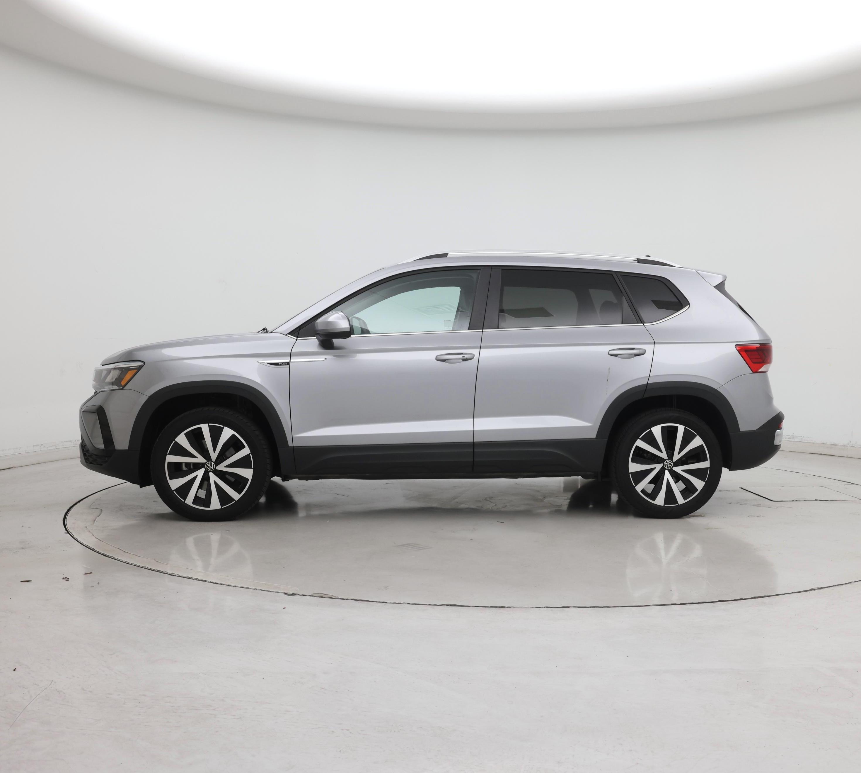 Thumbnail: 2024 Volkswagen Taos - 3