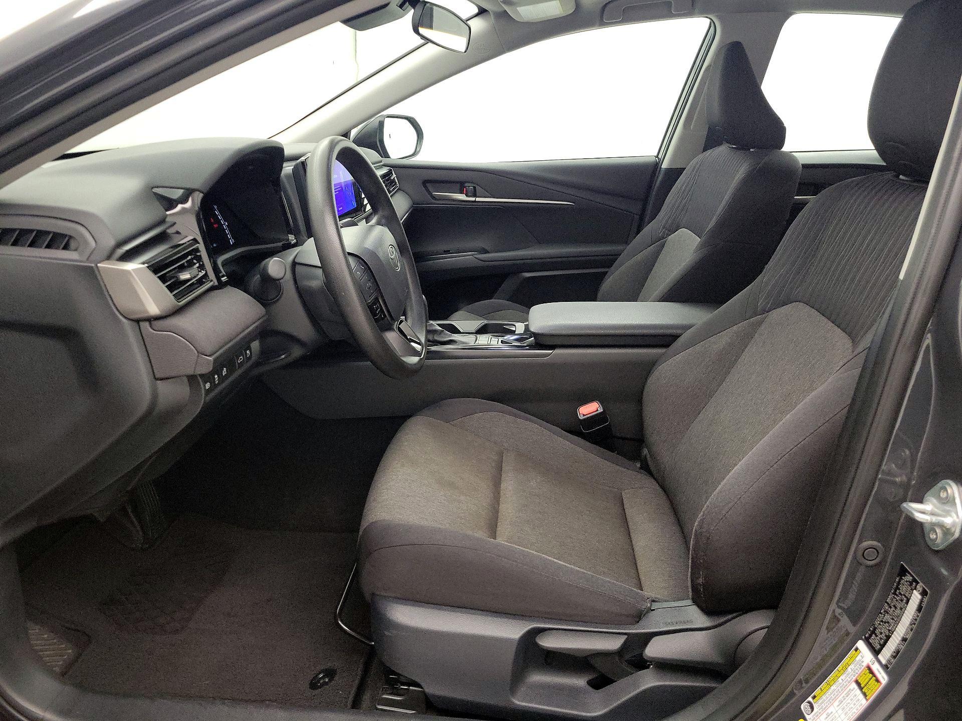 Thumbnail: 2025 Toyota Camry - 11