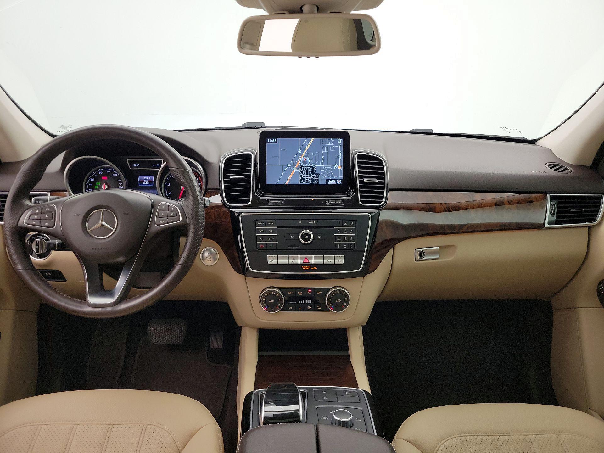 Thumbnail: 2016 Mercedes-Benz GLE - 9