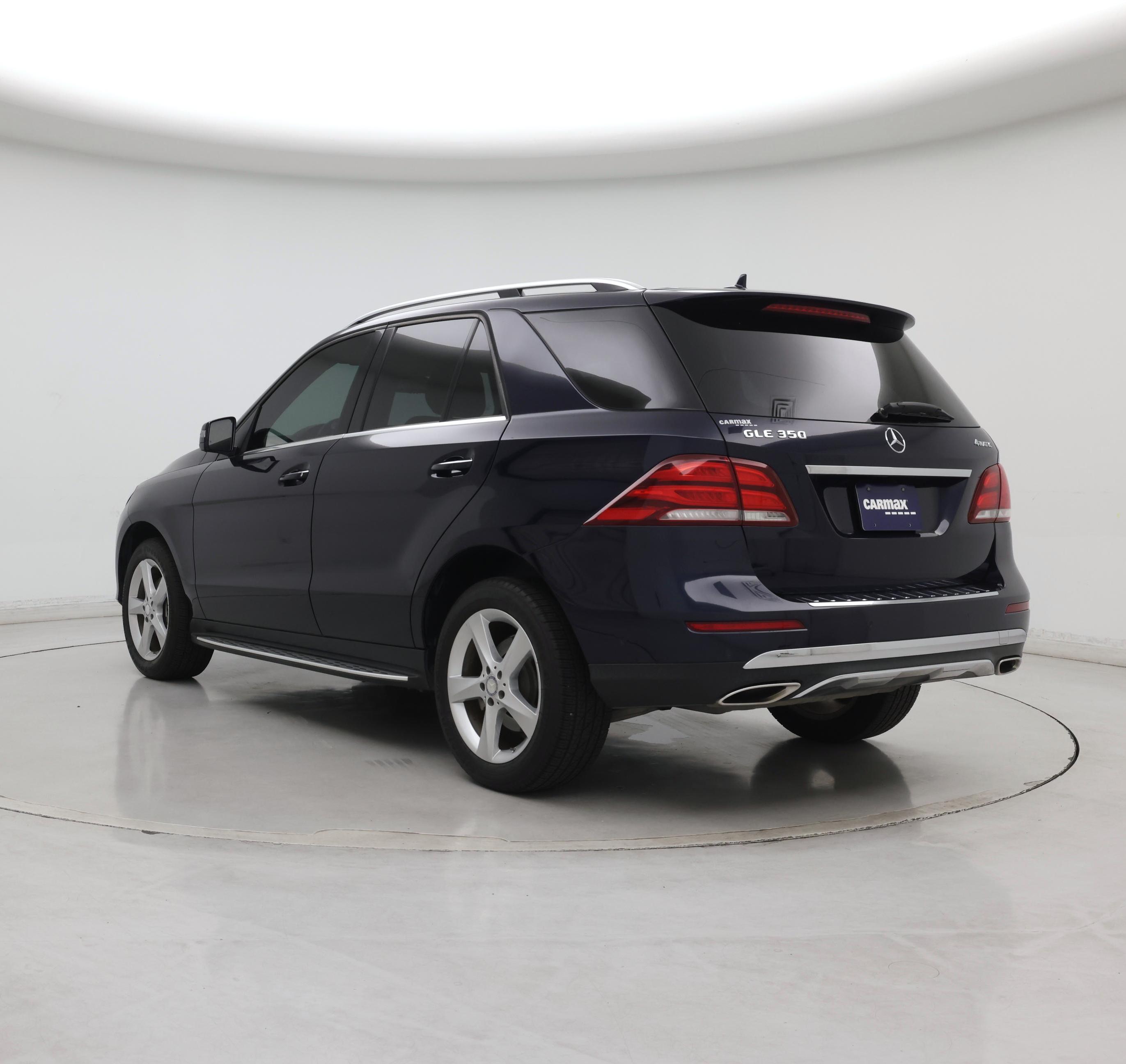 Thumbnail: 2016 Mercedes-Benz GLE - 2