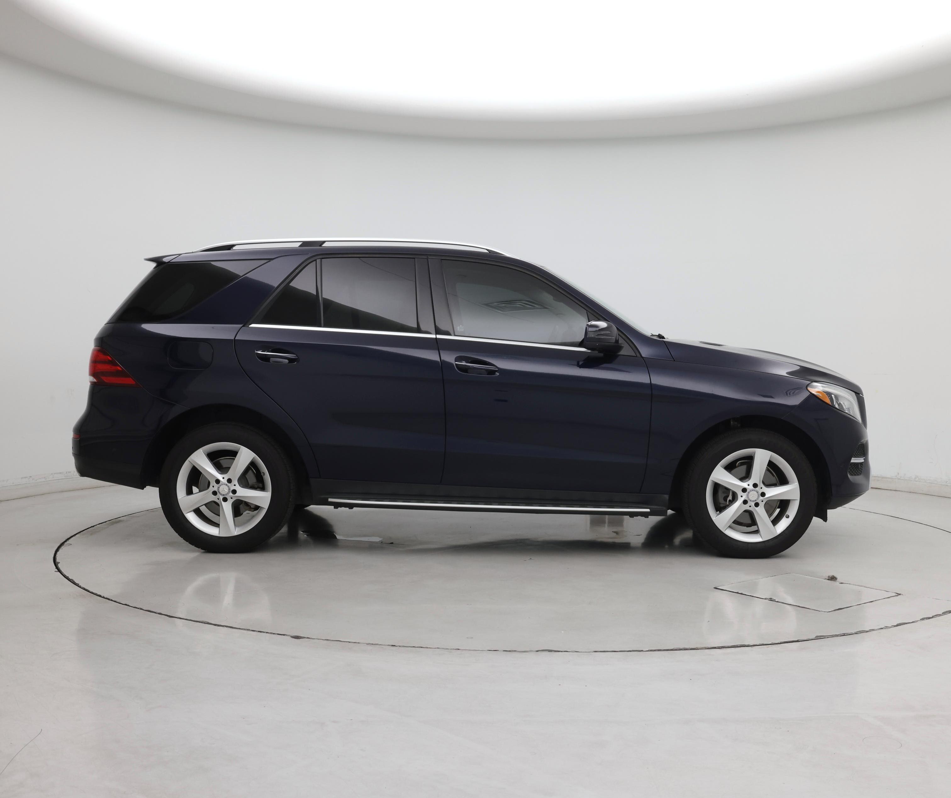 Thumbnail: 2016 Mercedes-Benz GLE - 7