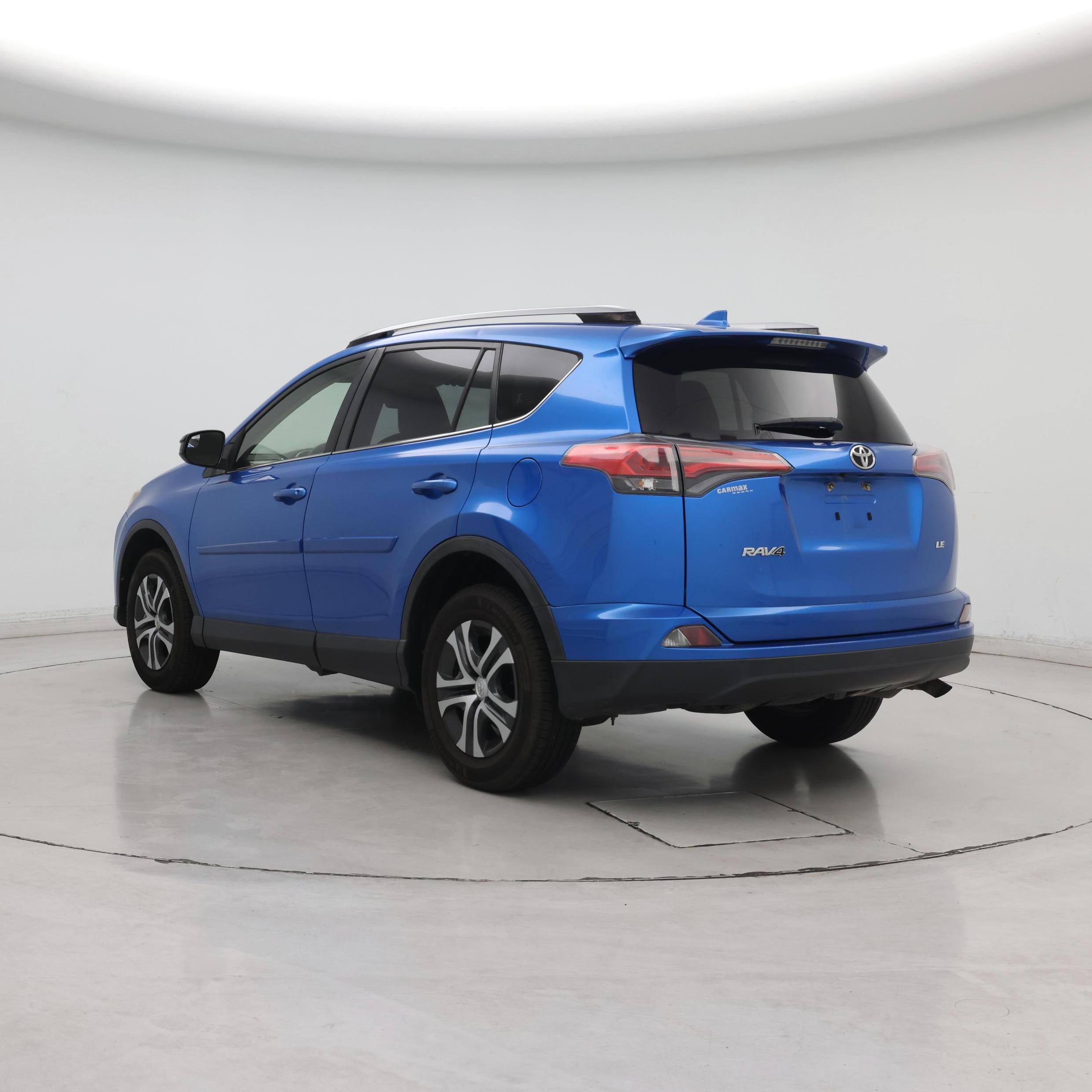 Thumbnail: 2018 Toyota RAV4 - 2