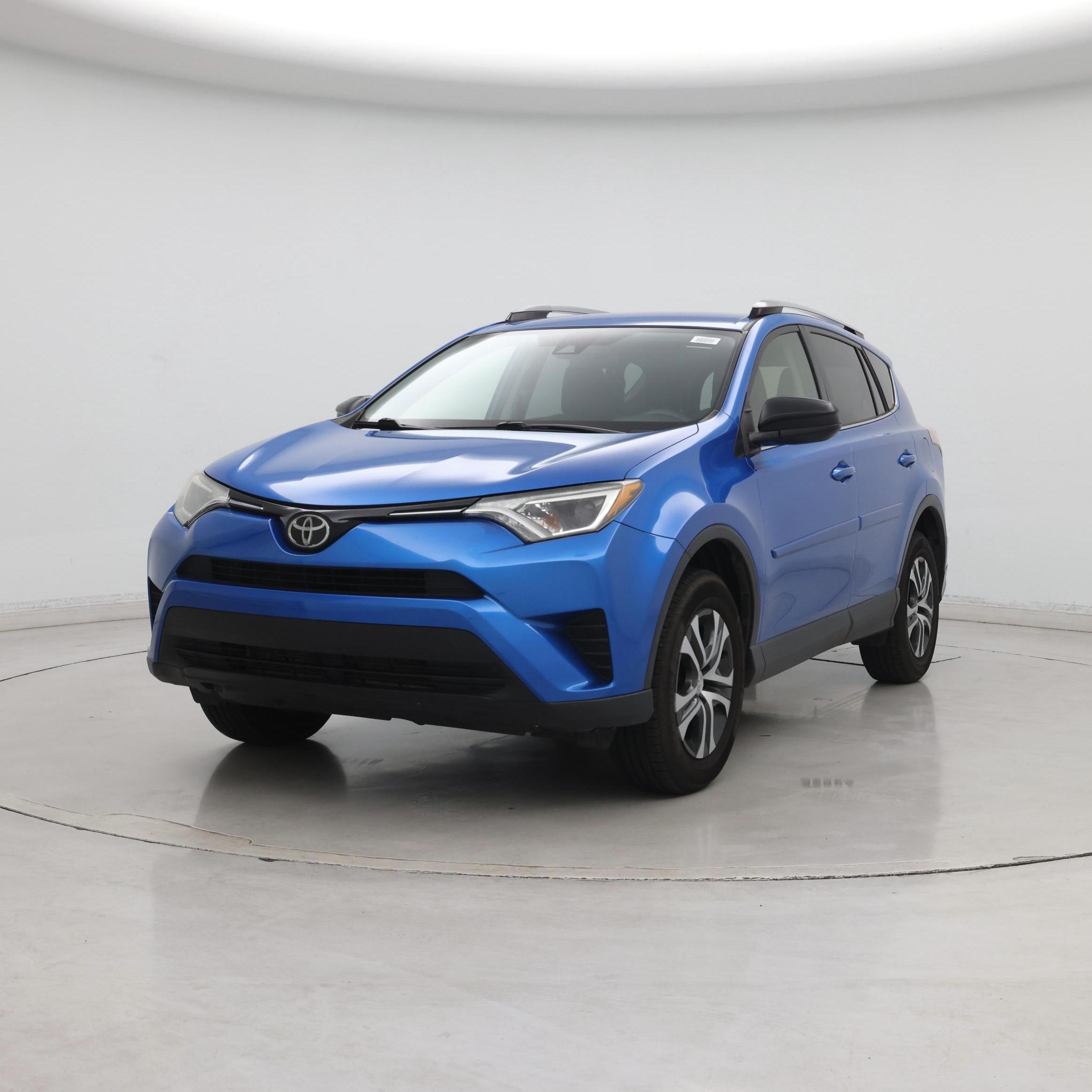 Thumbnail: 2018 Toyota RAV4 - 4