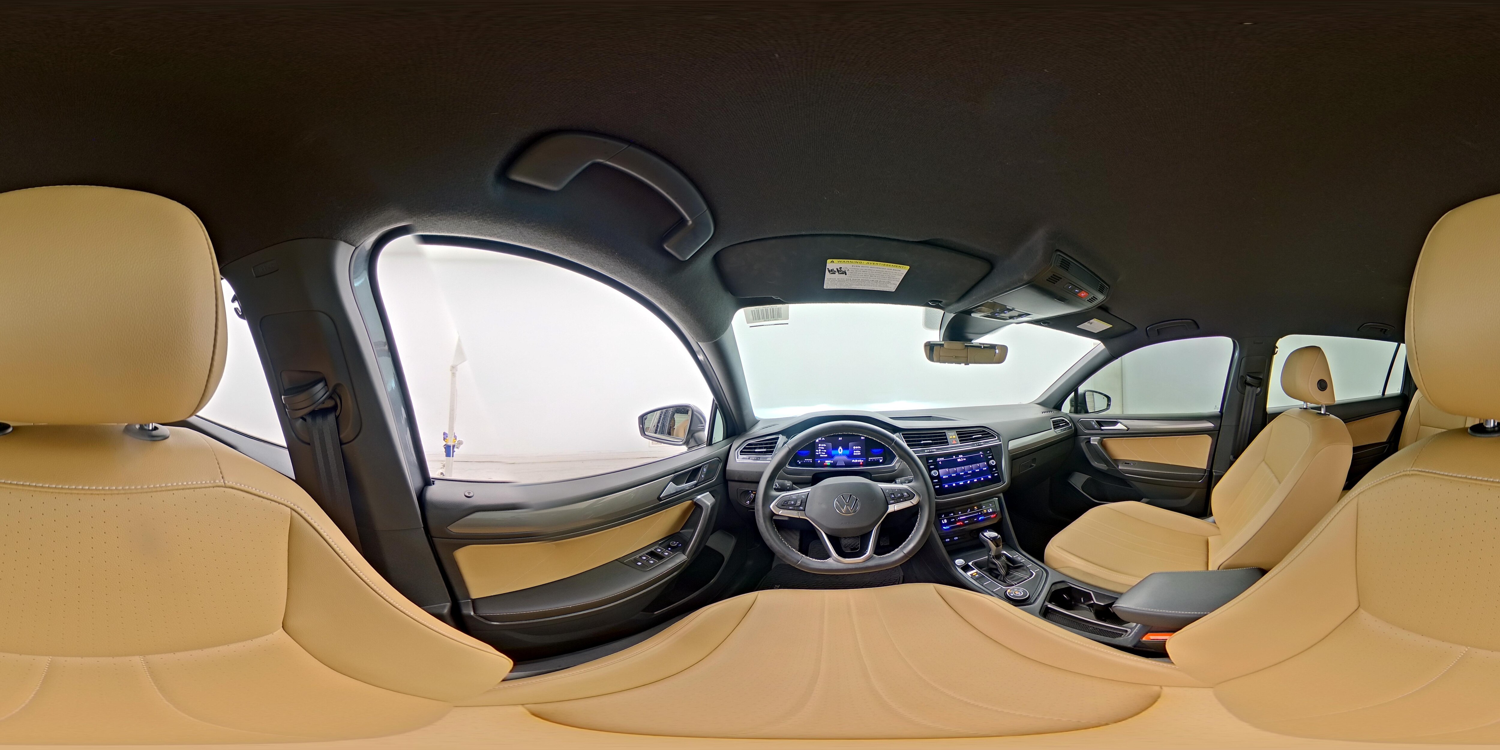 2022 Volkswagen Tiguan SE - Photo 26