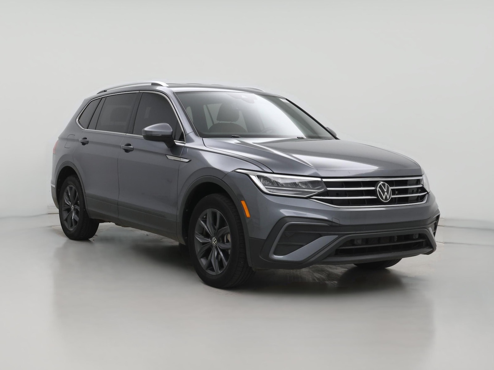 2022 Volkswagen Tiguan SE - Photo 1