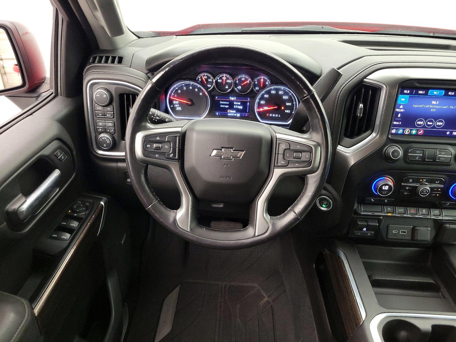 2019 Chevrolet Silverado 1500 RST - Photo 11