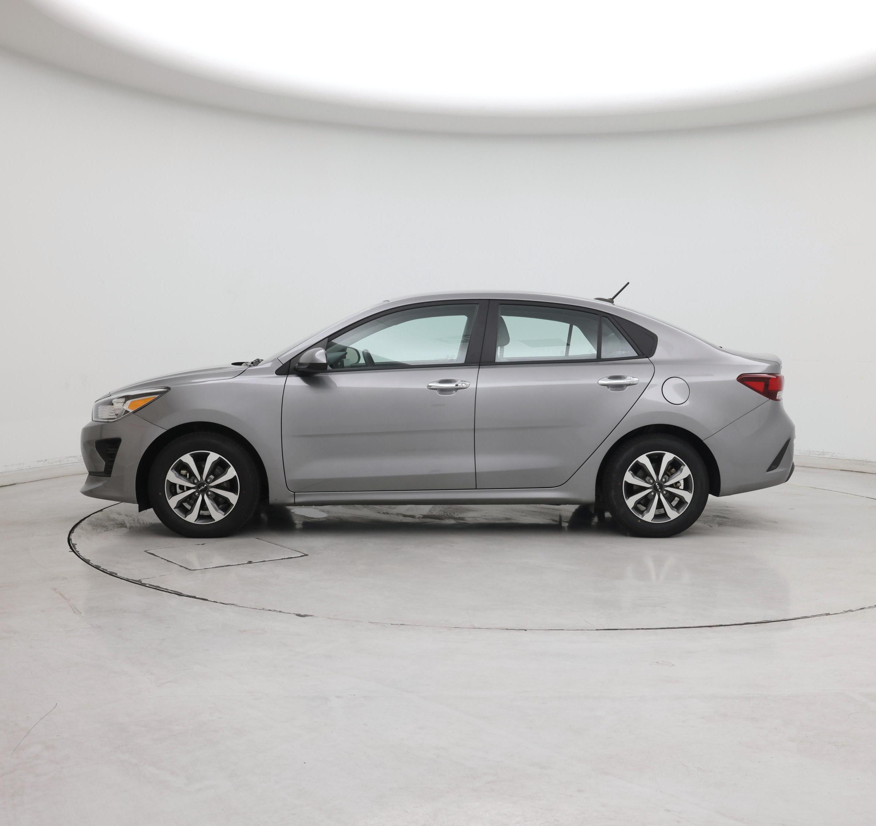 Thumbnail: 2023 Kia Rio - 3