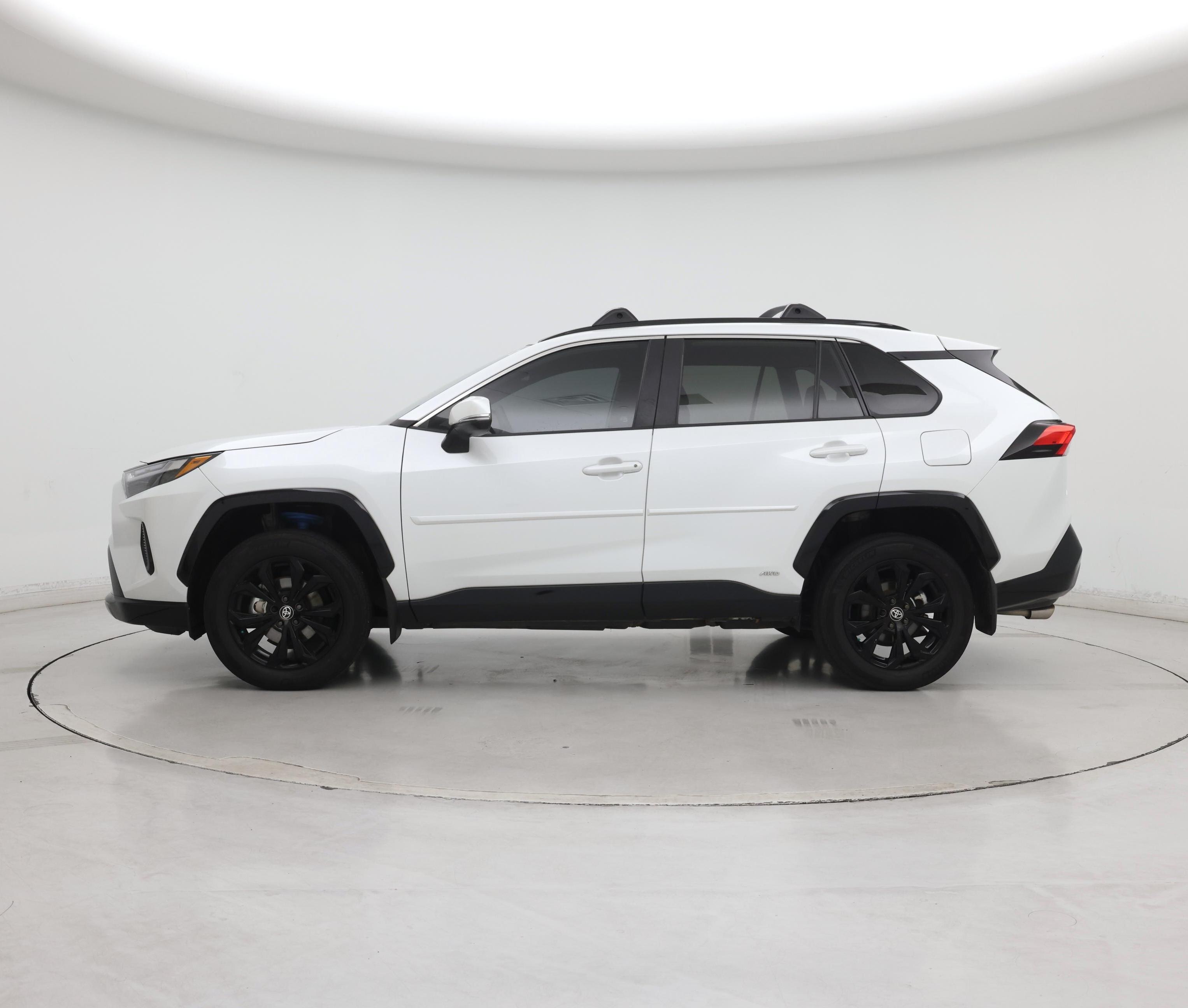 Thumbnail: 2024 Toyota RAV4 - 3
