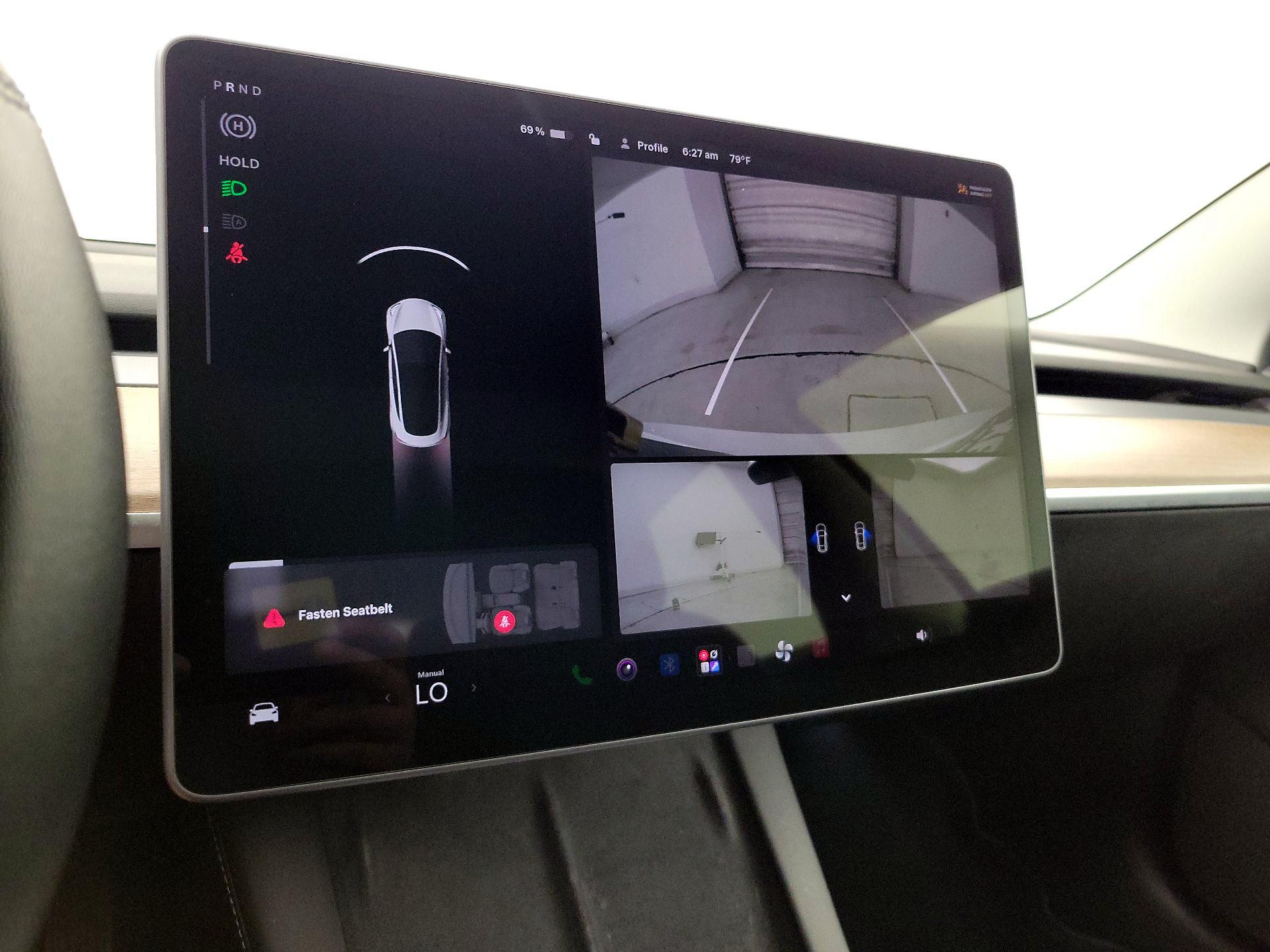 Thumbnail: 2022 Tesla Model 3 - 14