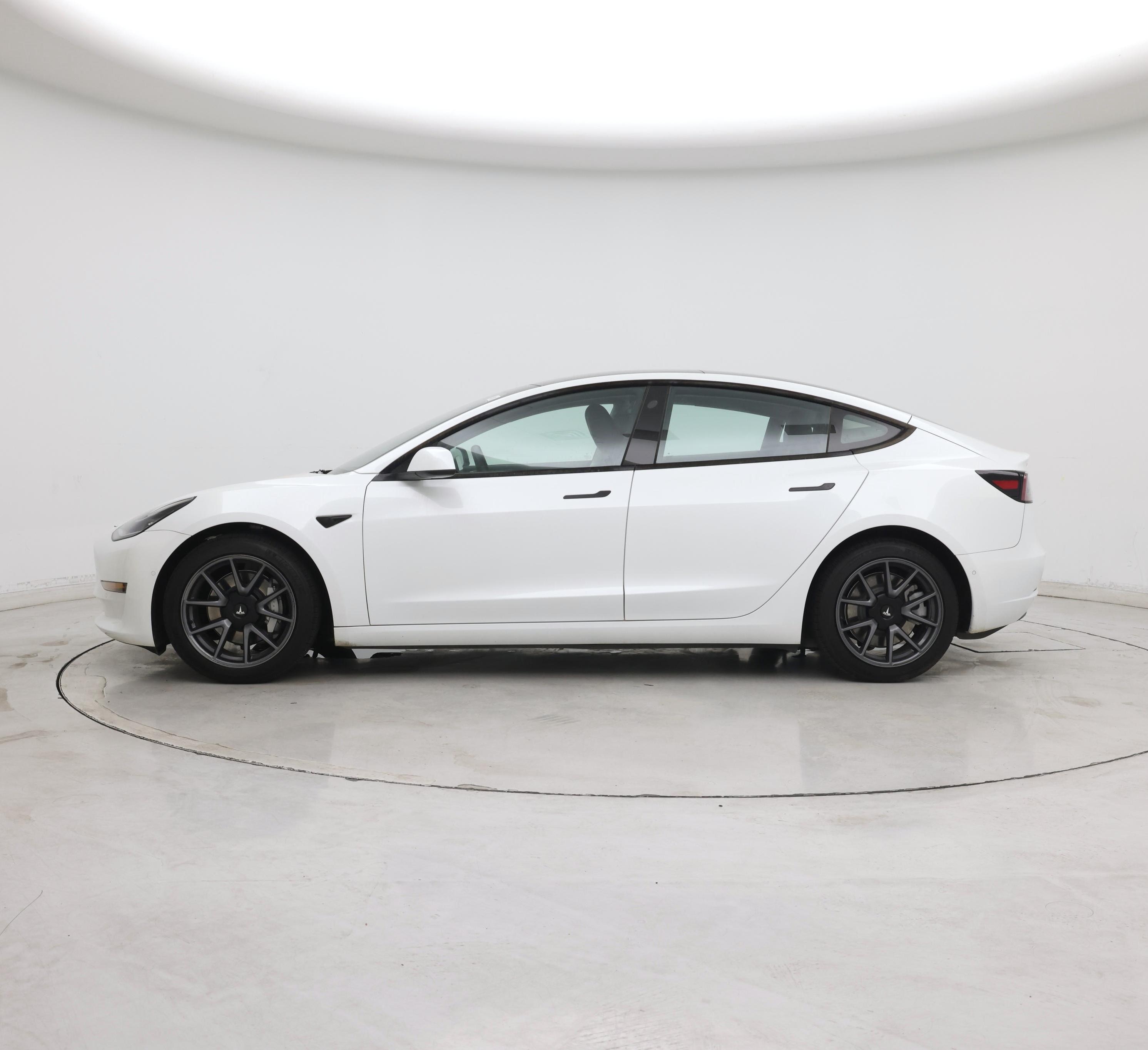 Thumbnail: 2022 Tesla Model 3 - 3
