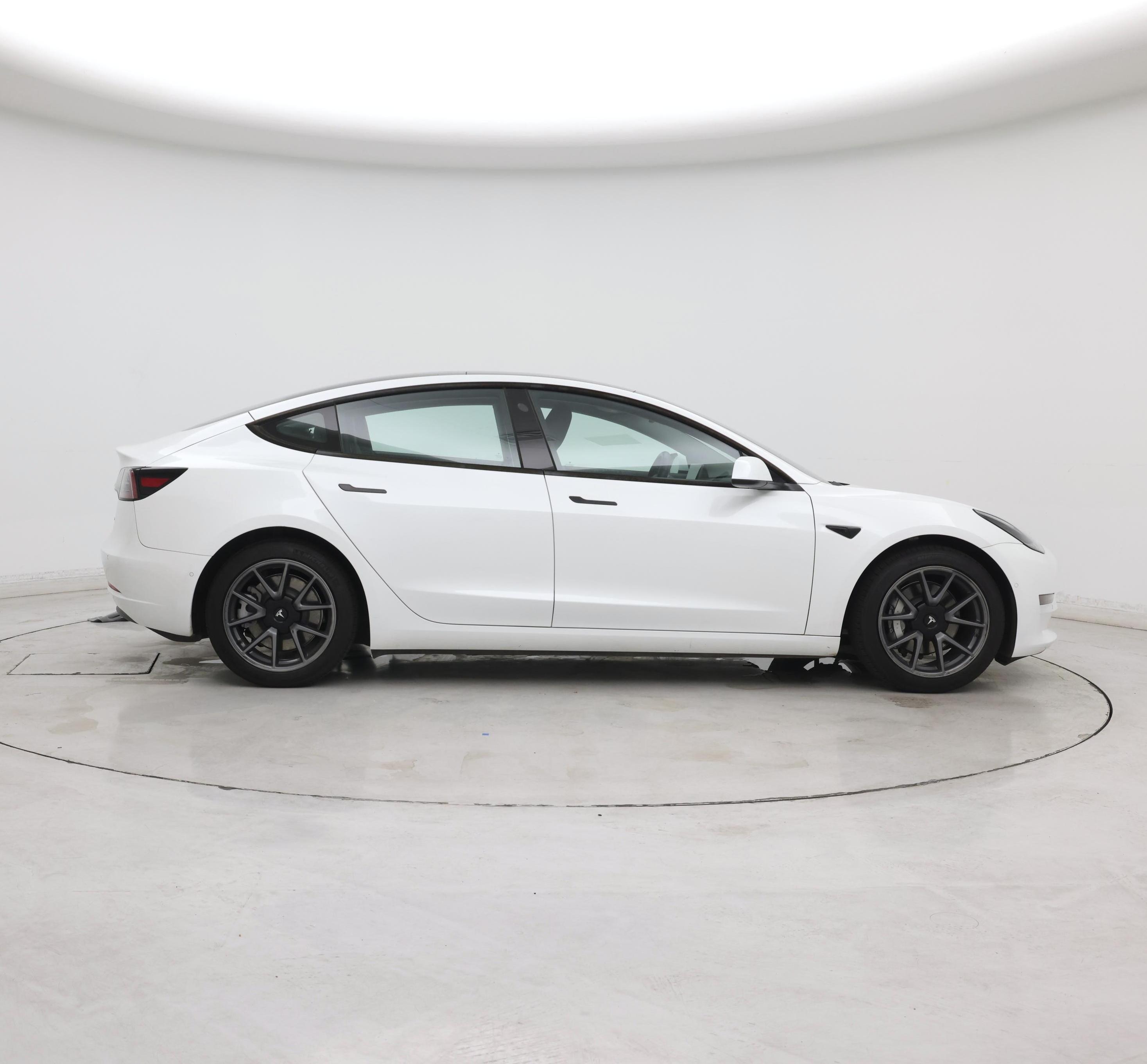 Thumbnail: 2022 Tesla Model 3 - 7