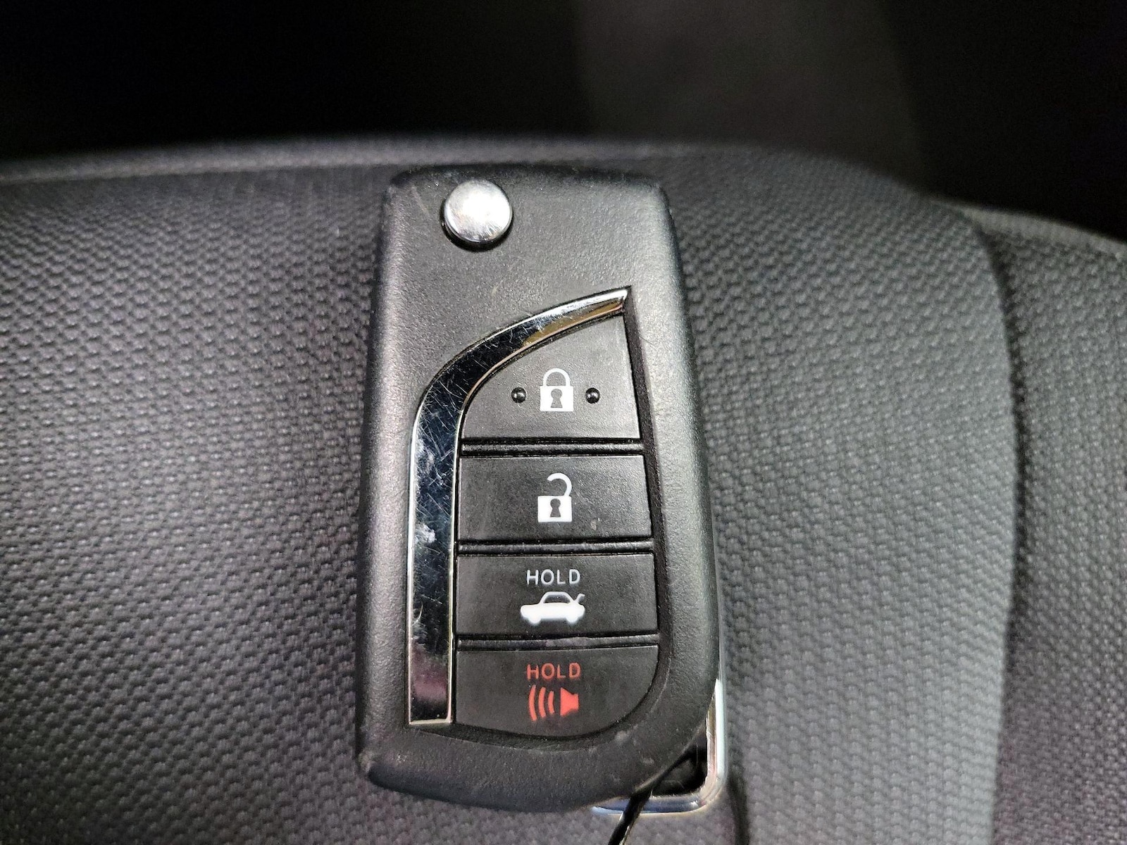 2025 Toyota Corolla LE - Photo 23