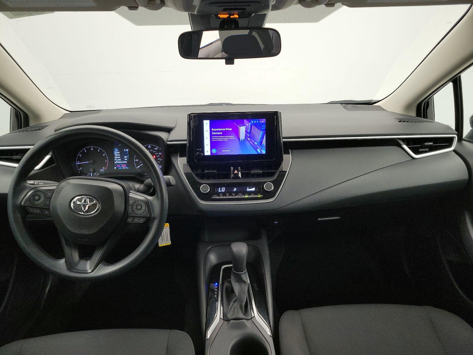 2025 Toyota Corolla LE - Photo 10