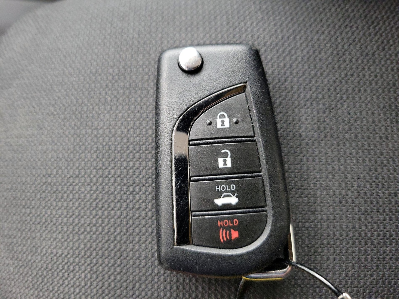 2025 Toyota Corolla LE - Photo 23