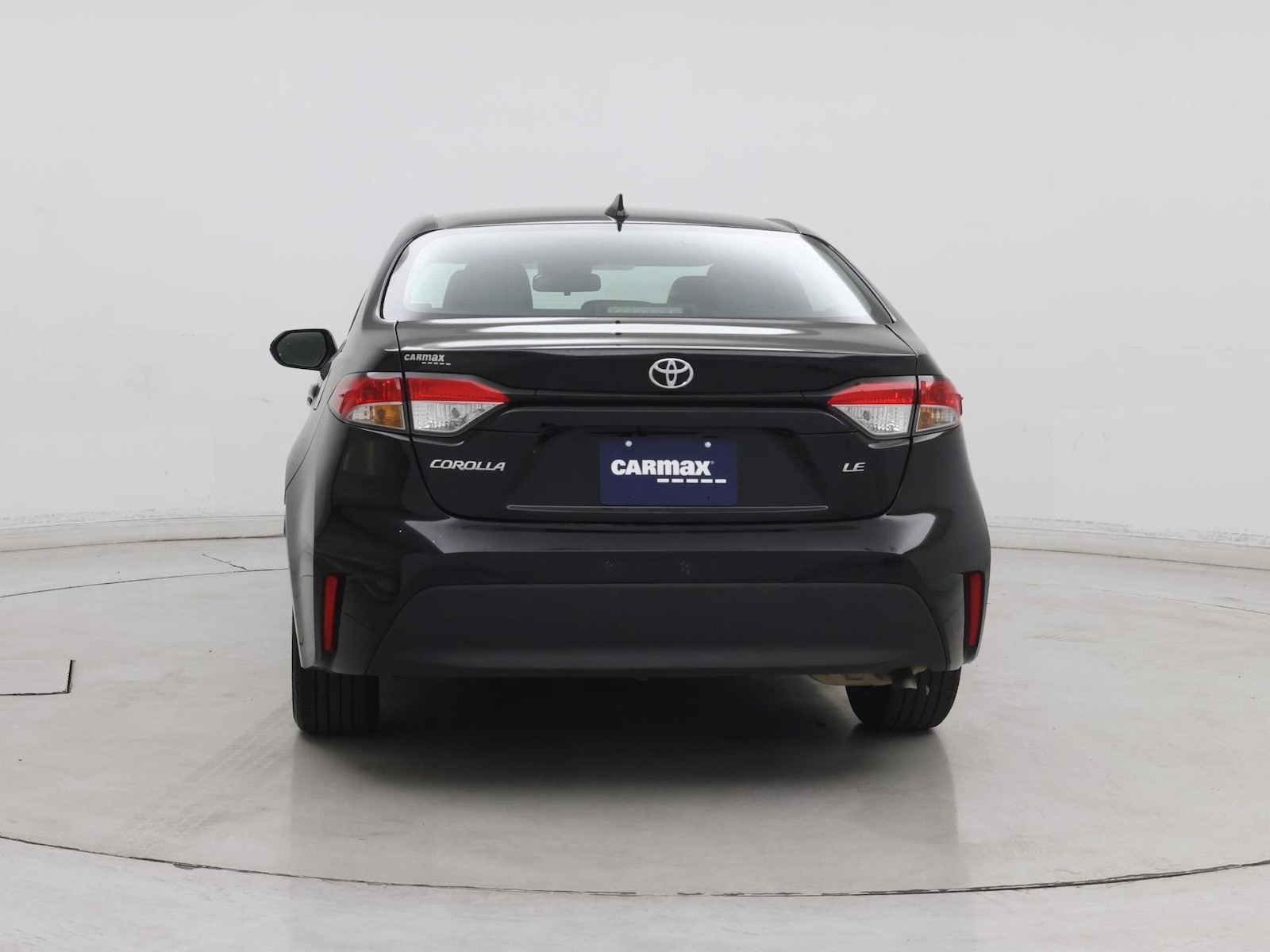 2025 Toyota Corolla LE - Photo 7