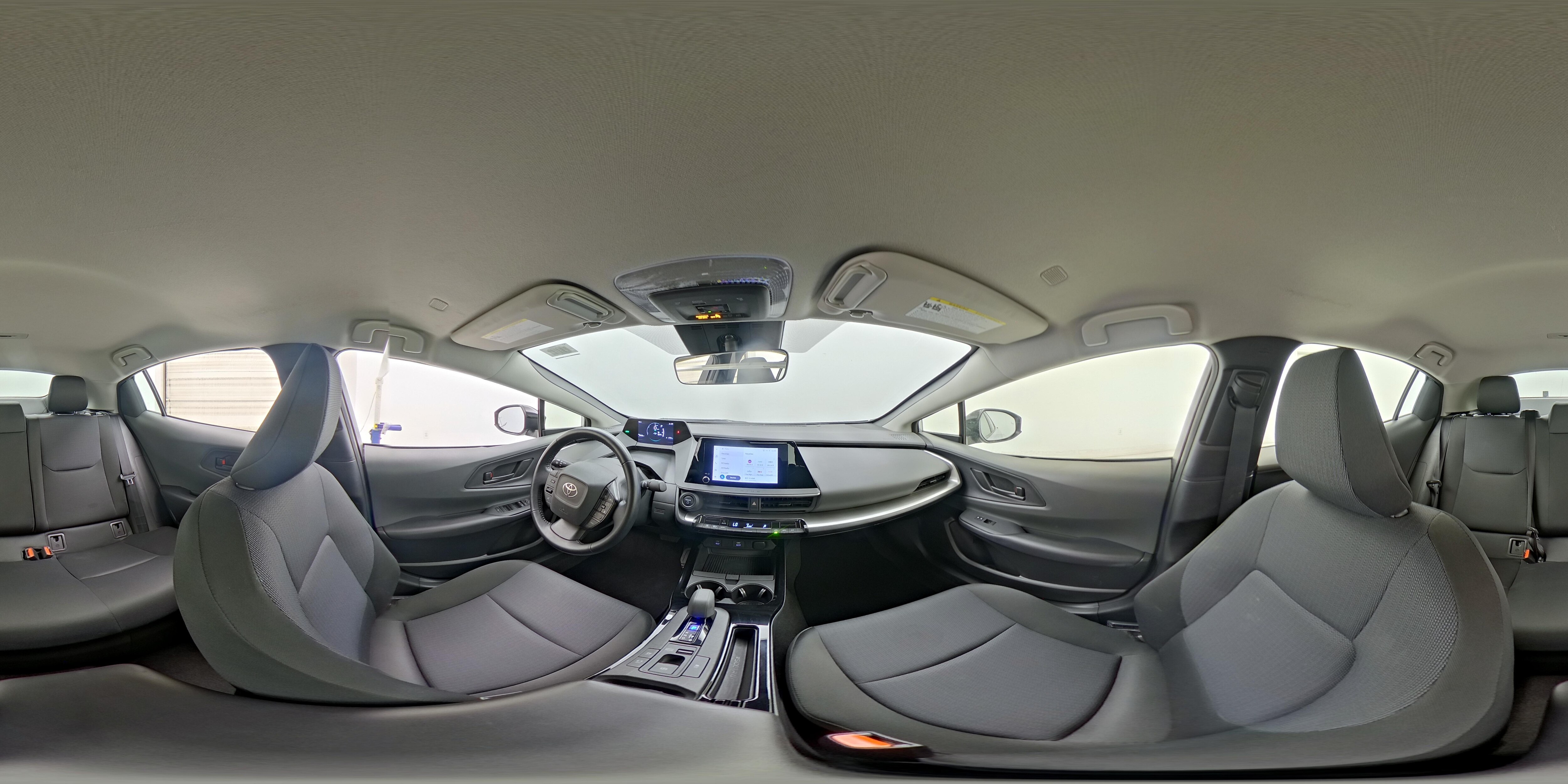 2025 Toyota Prius LE - Photo 24