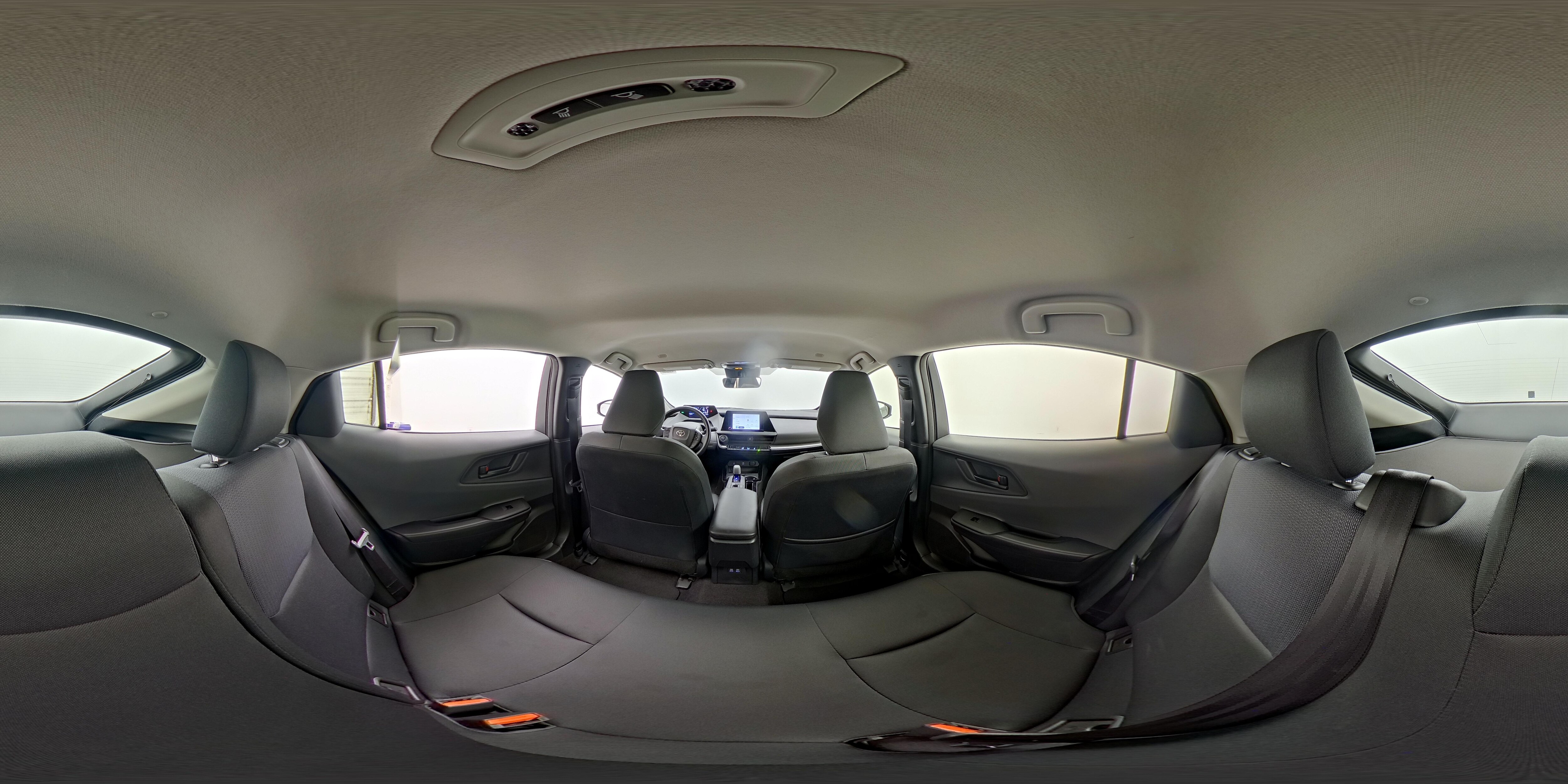 2025 Toyota Prius LE - Photo 25