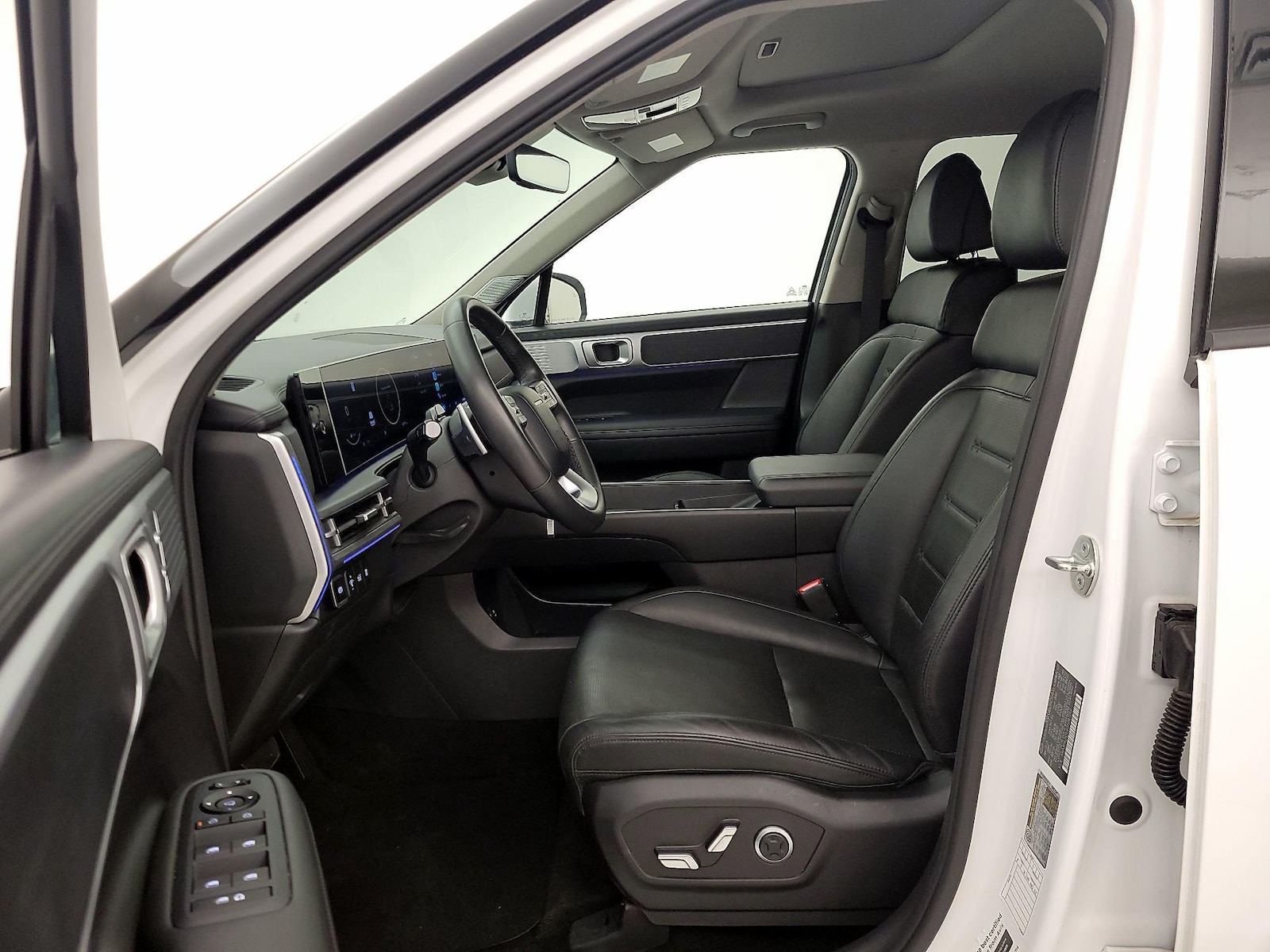 2025 Hyundai Santa Fe Limited - Photo 10