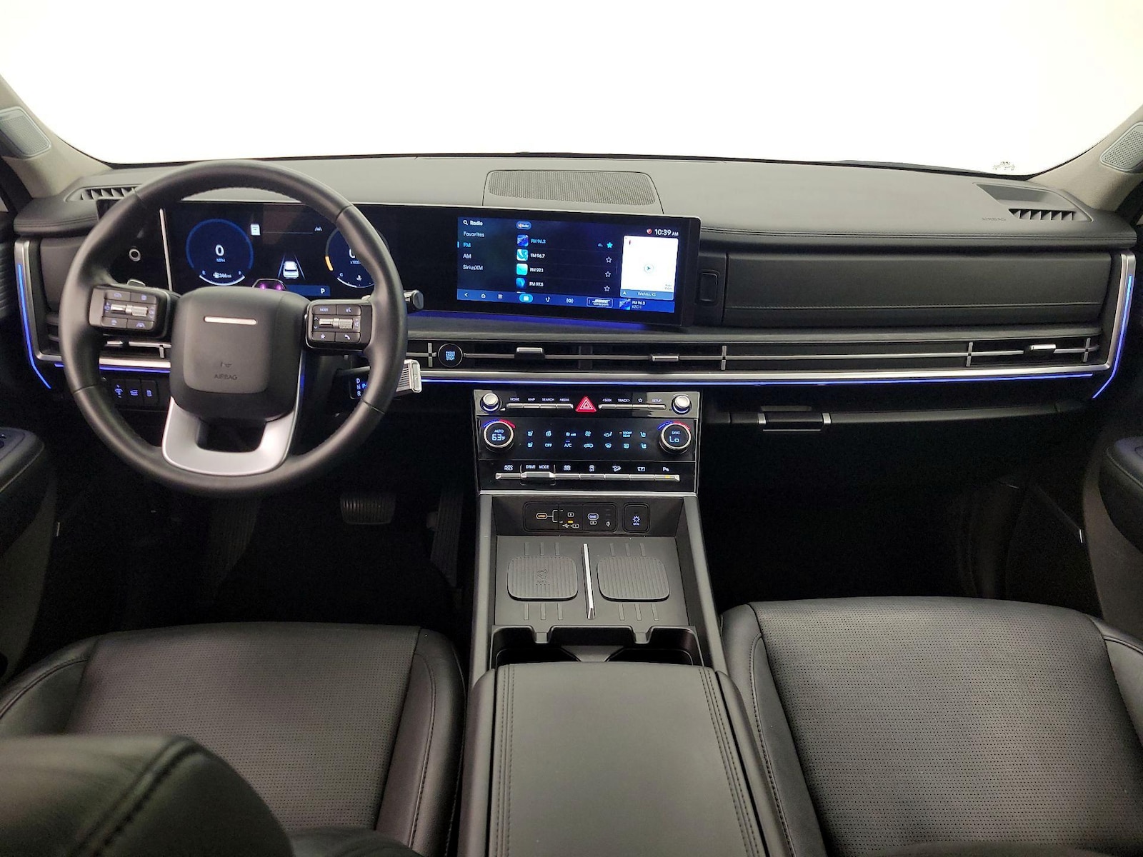2025 Hyundai Santa Fe Limited - Photo 8
