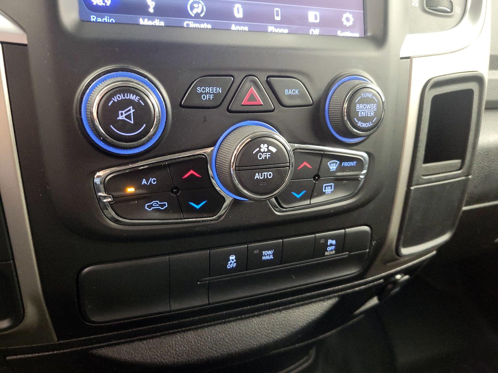2019 RAM Ram 1500 Classic Warlock - Photo 17