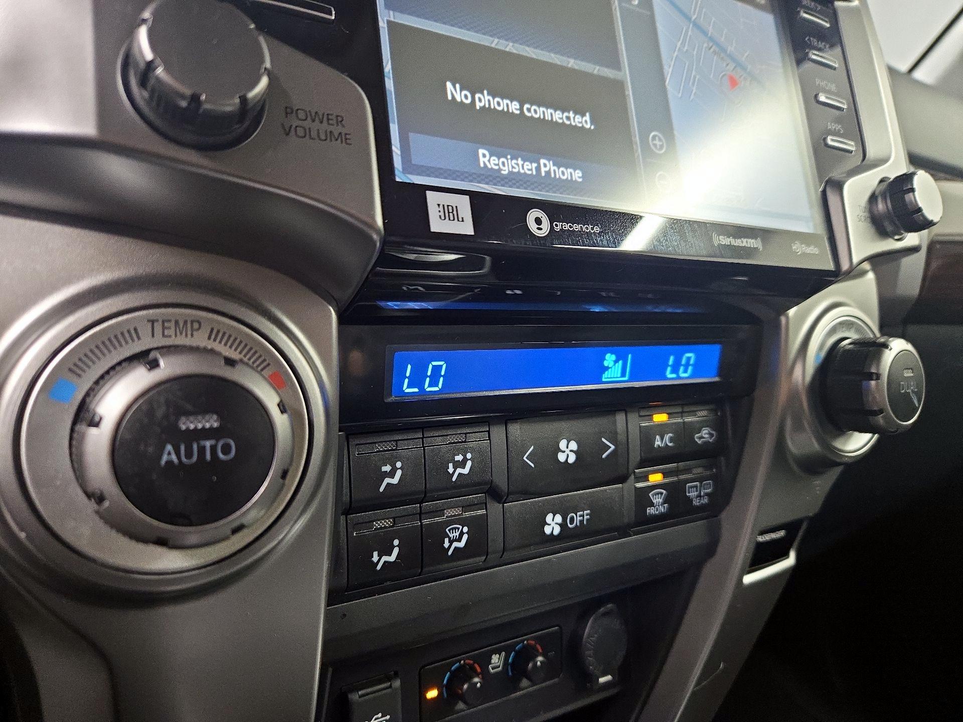 Thumbnail: 2022 Toyota 4Runner - 17