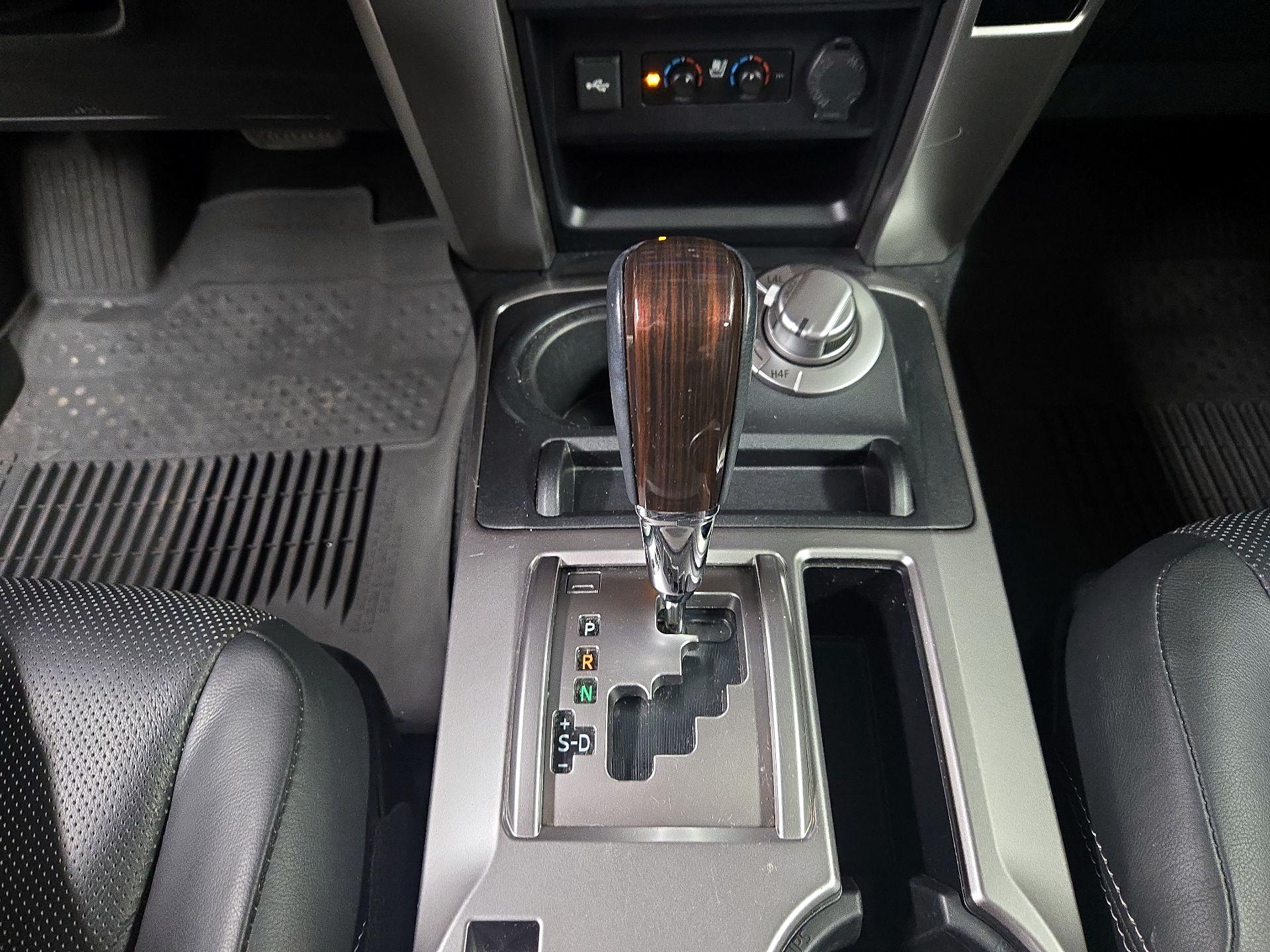 Thumbnail: 2022 Toyota 4Runner - 18