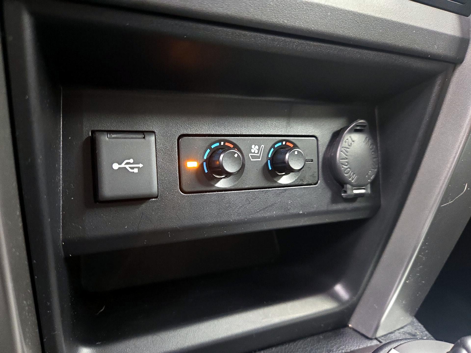 Thumbnail: 2022 Toyota 4Runner - 19