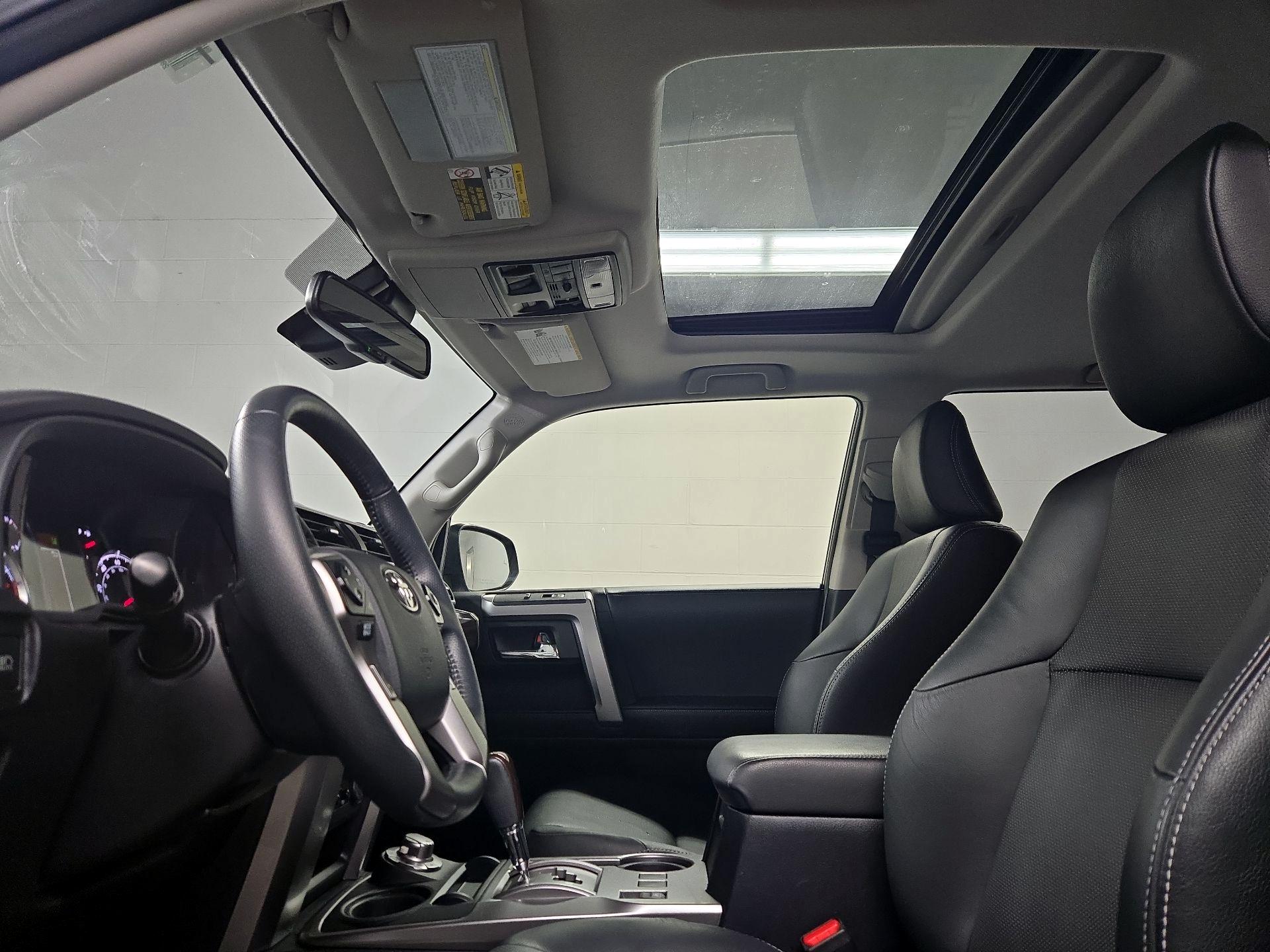 Thumbnail: 2022 Toyota 4Runner - 20