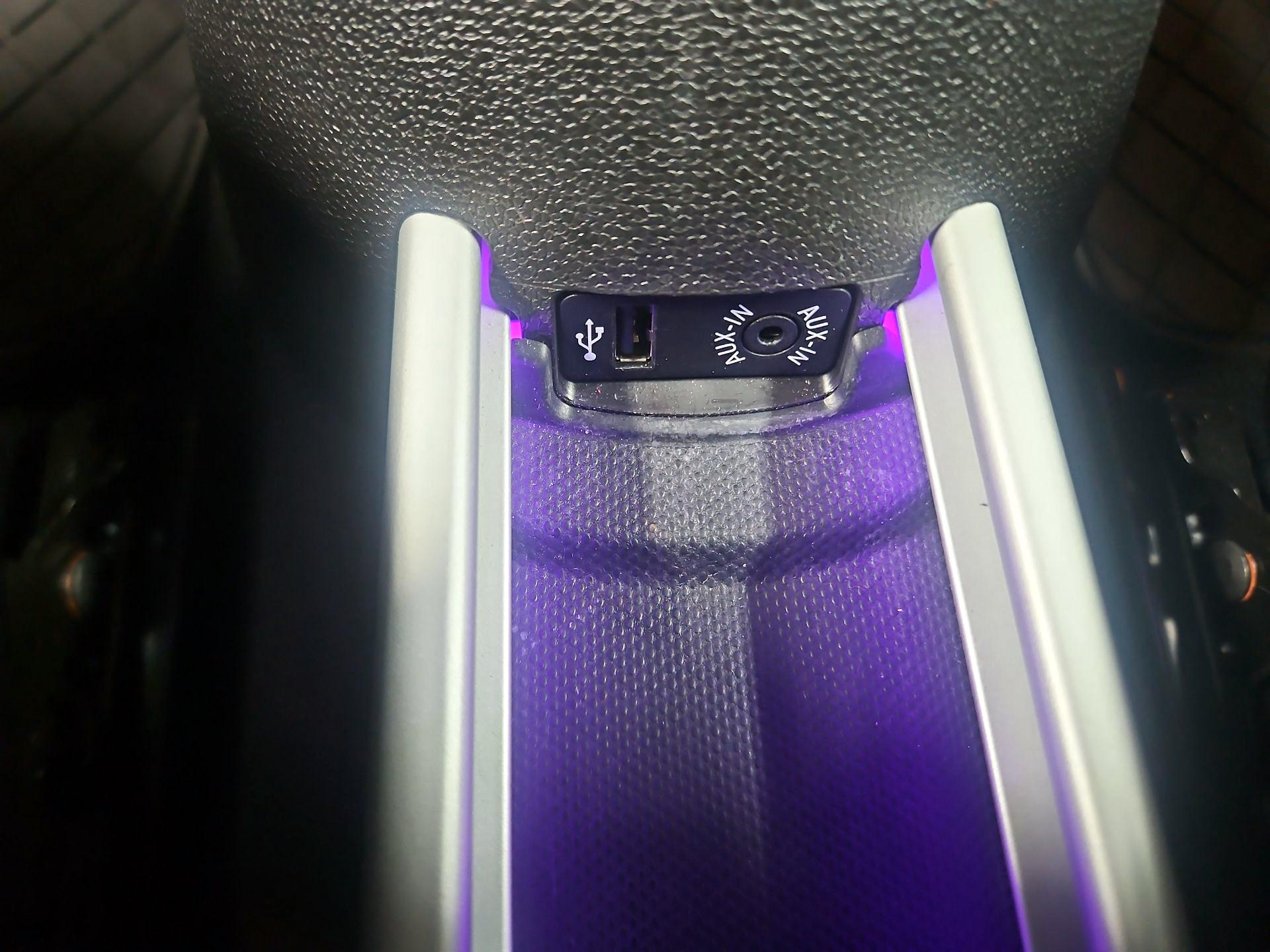 Thumbnail: 2016 MINI Cooper Countryman - 16