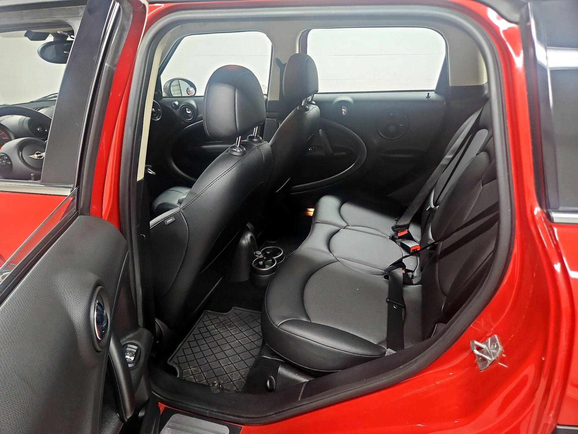 Thumbnail: 2016 MINI Cooper Countryman - 17