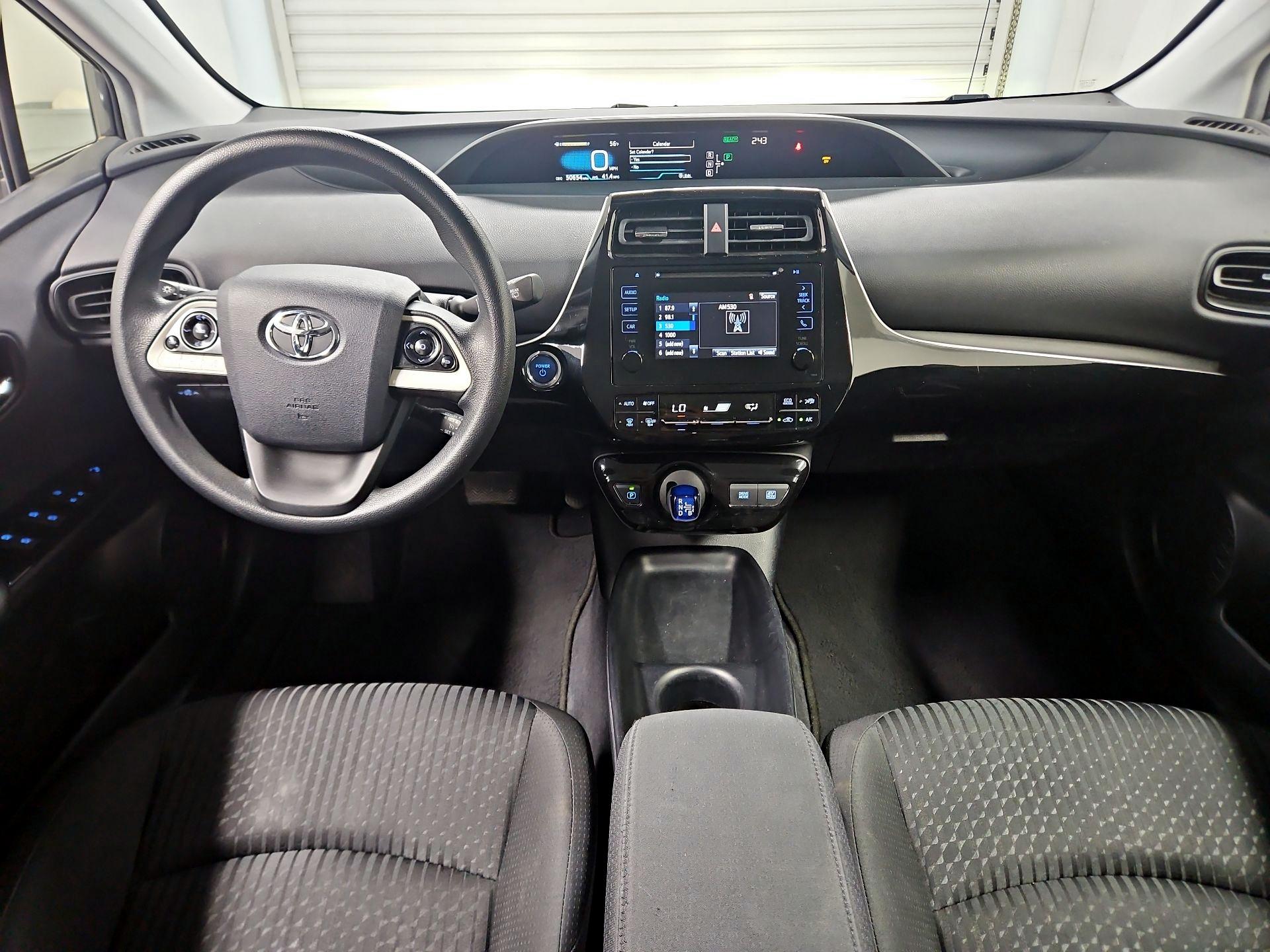 Thumbnail: 2016 Toyota Prius - 9